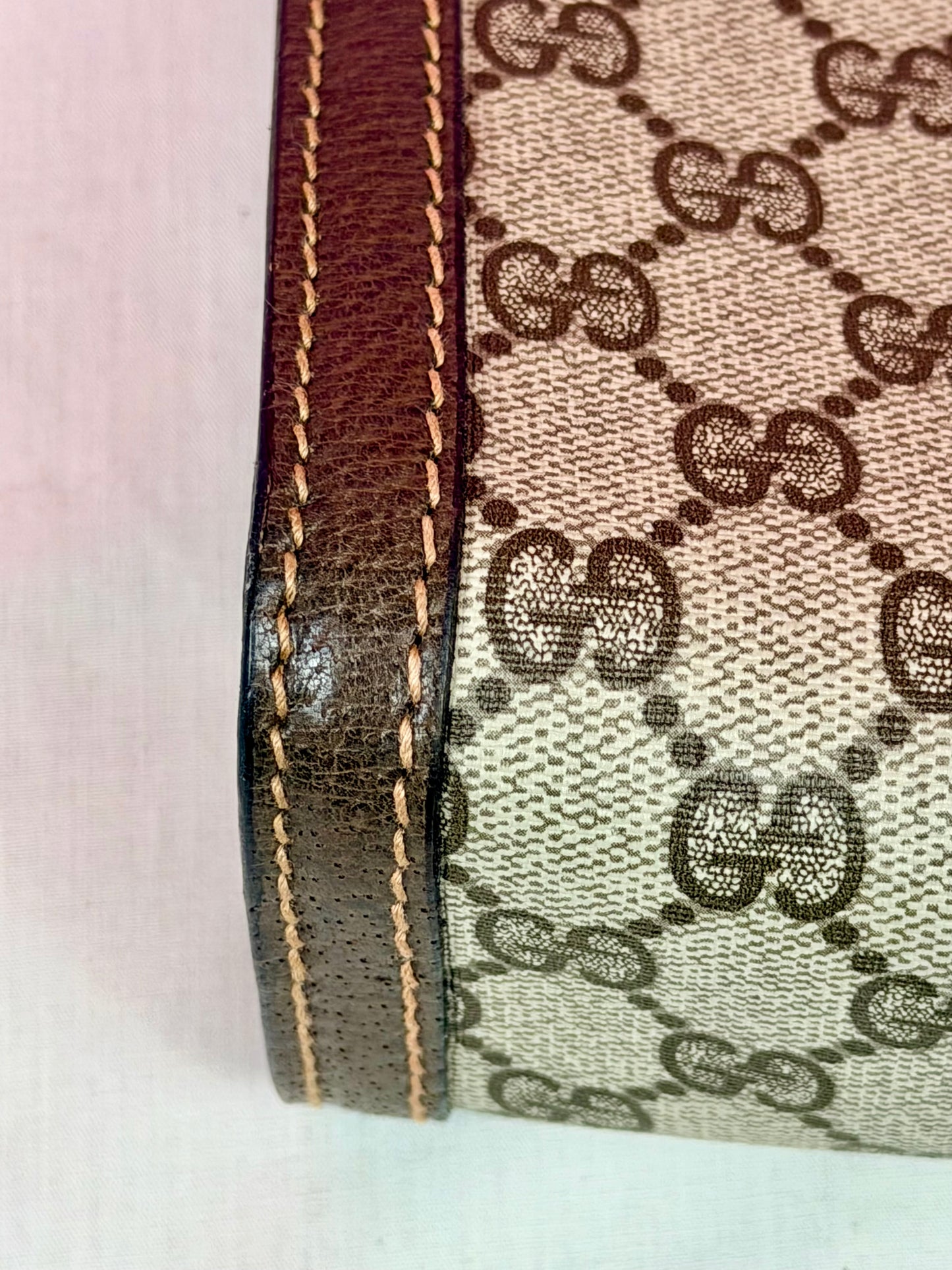 Sherry Line Clutch on Chain