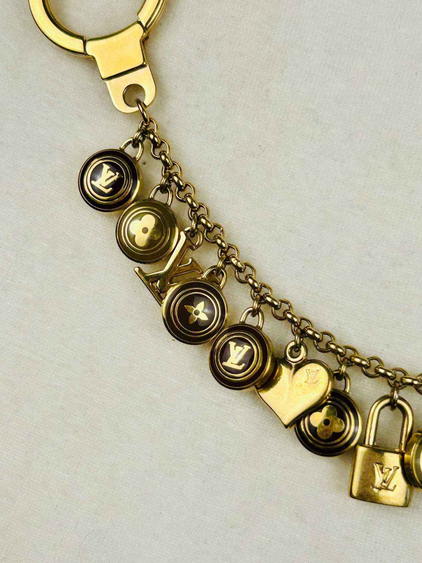 Brown Pastilles Charm Necklace