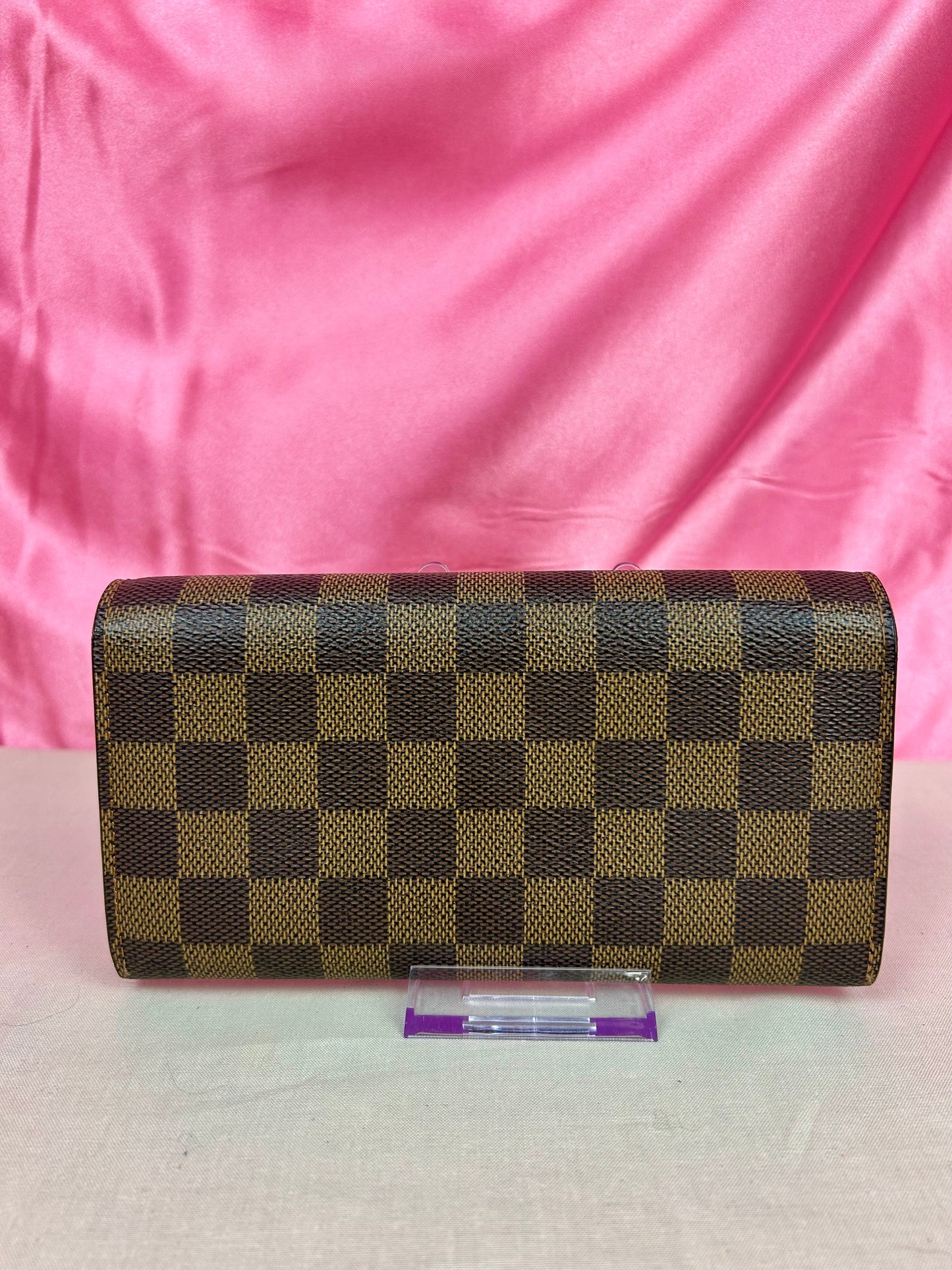Sarah Wallet in DE
