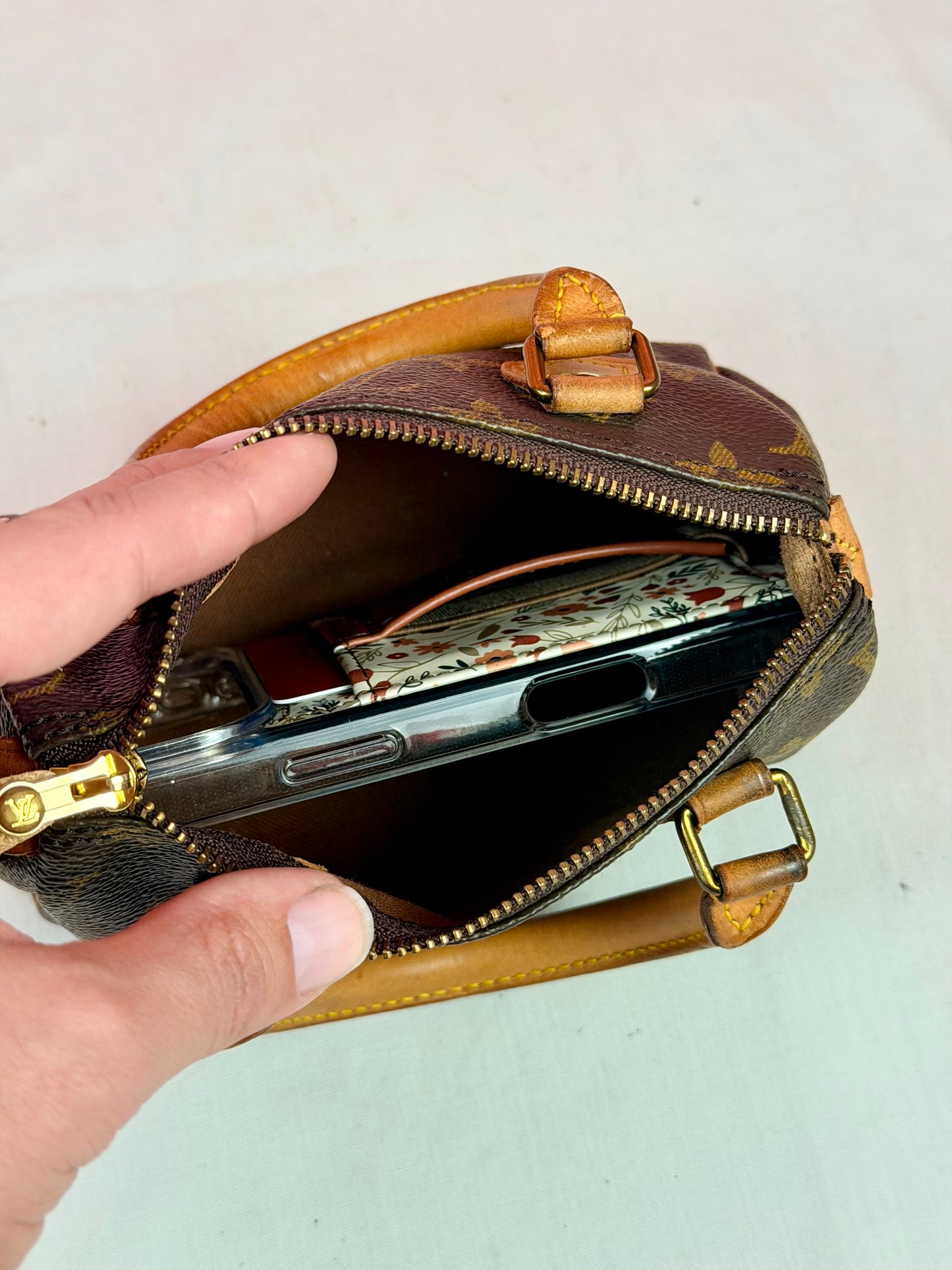Mini Speedy HL with Strap