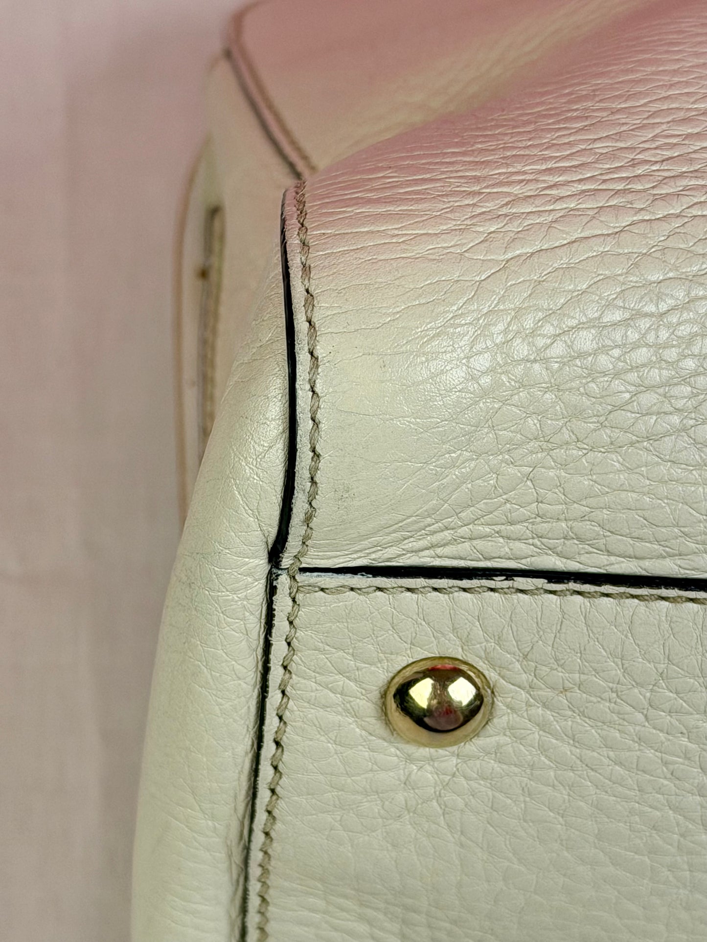 White Leather Interlocking G