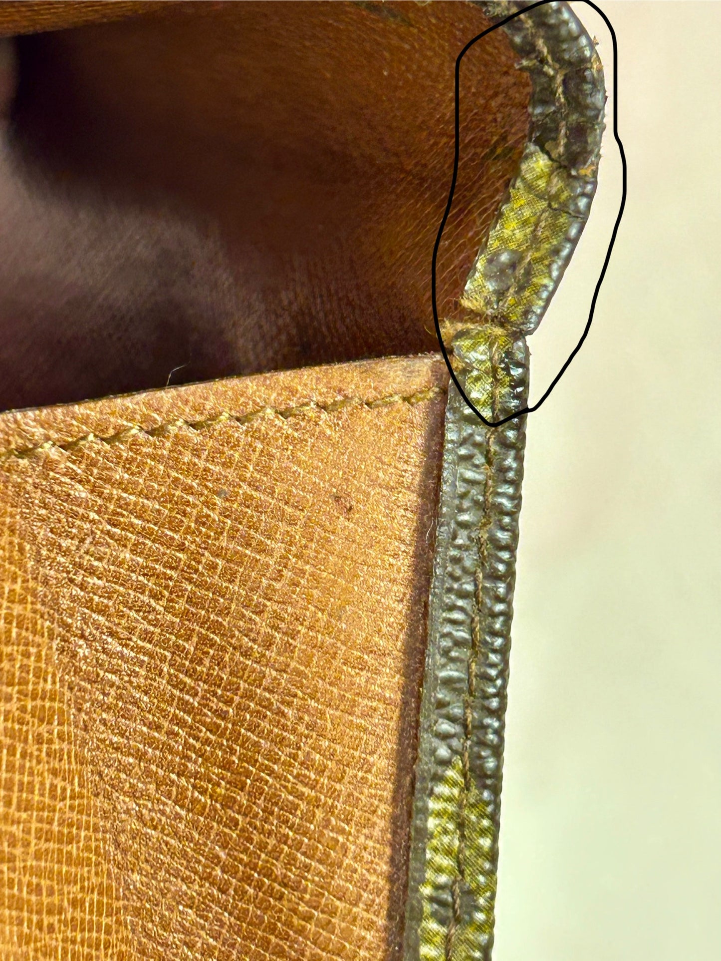 Vintage Wallet in Monogram