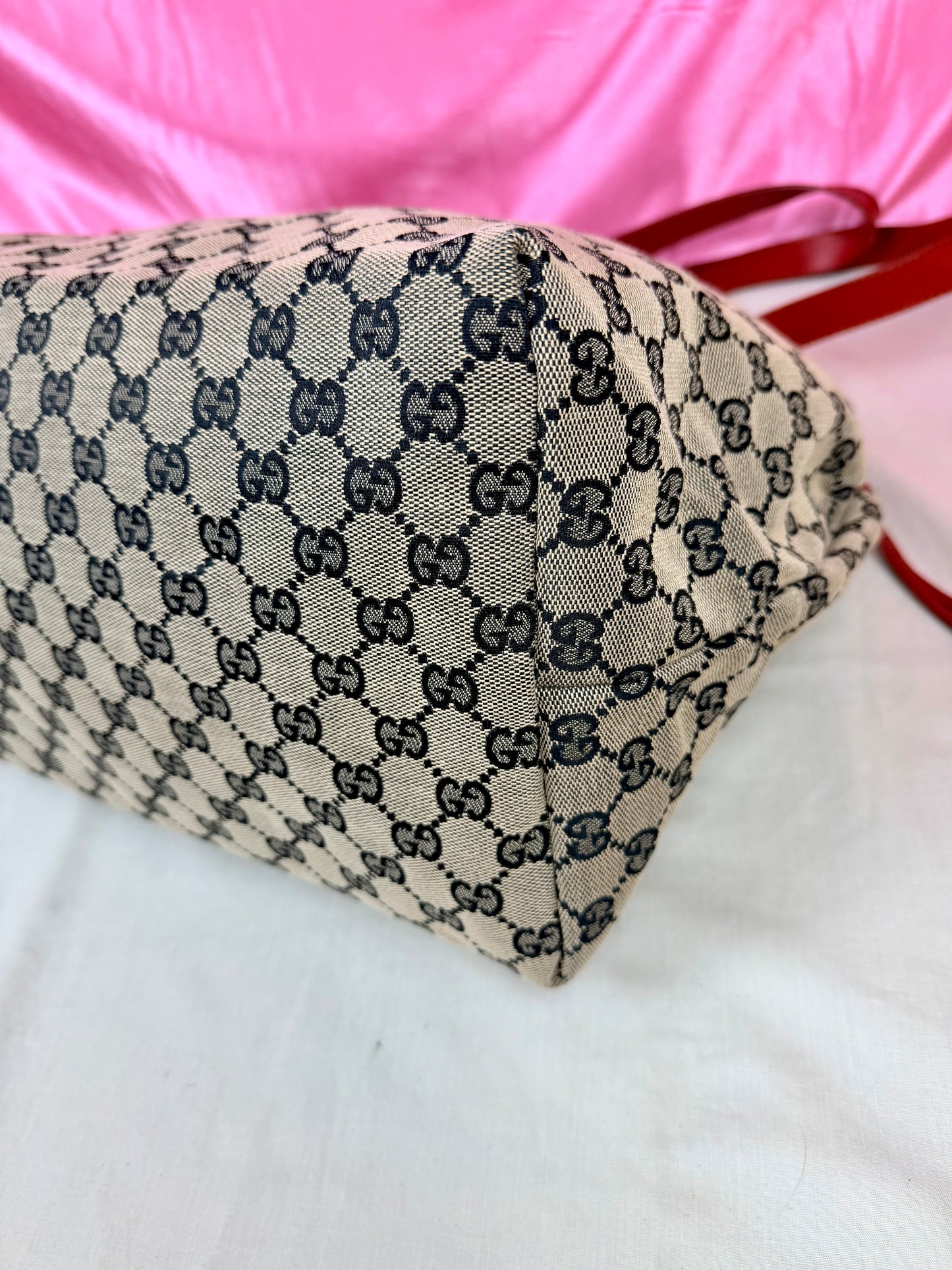 Gucci Red/Navy Supreme Tote