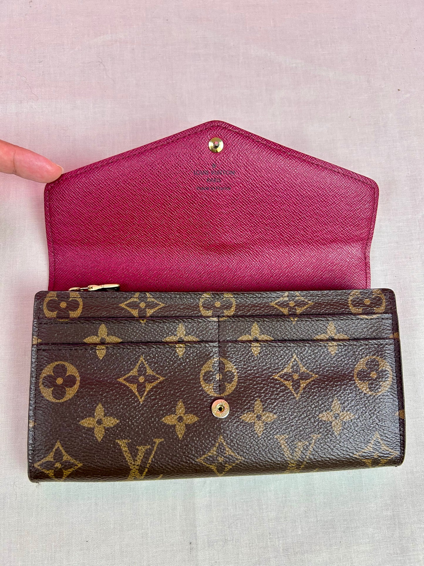 Louis Vuitton Sarah Wallet Monogram/Berry