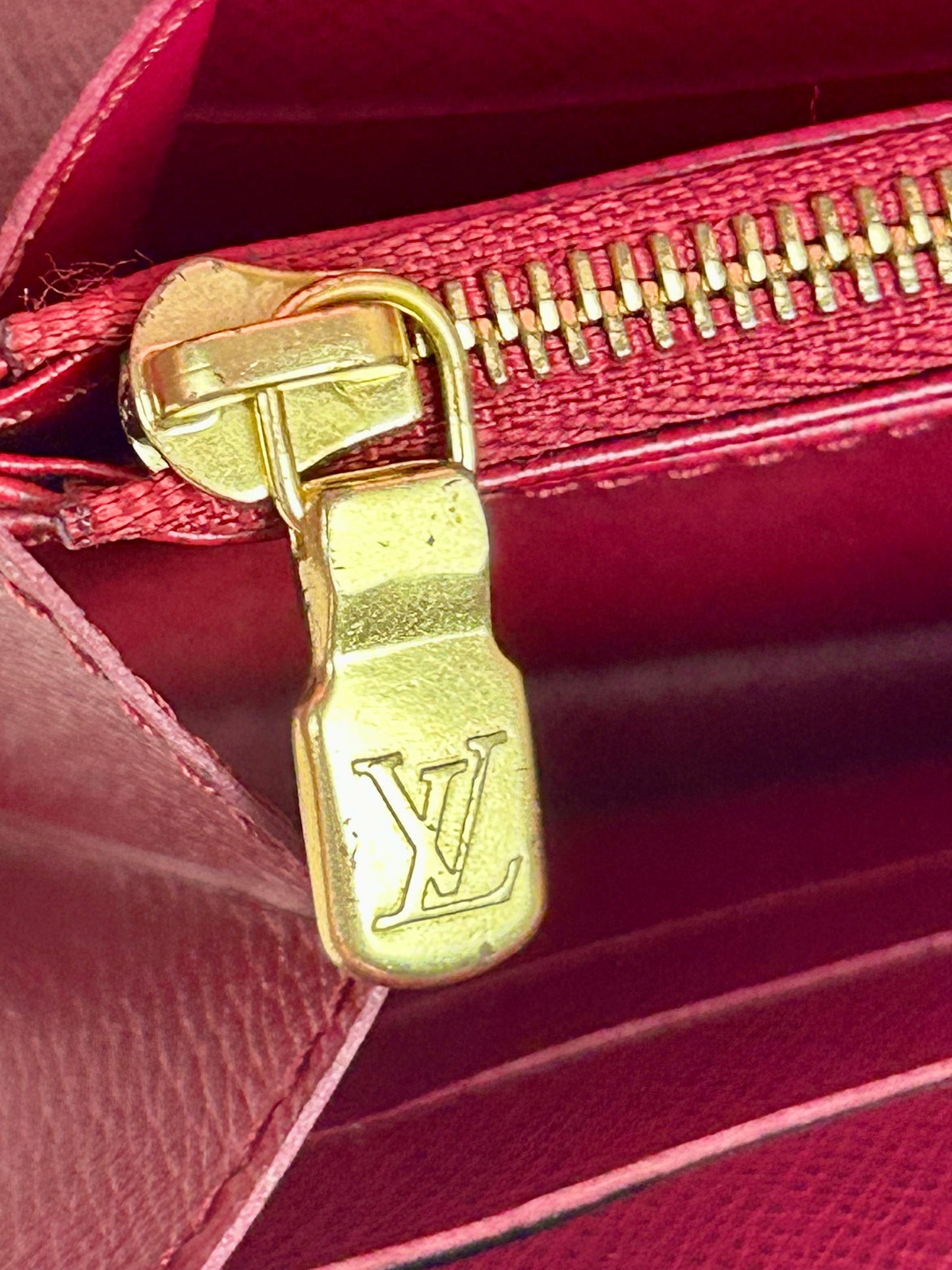 Sarah Wallet NM Monogram/Berry