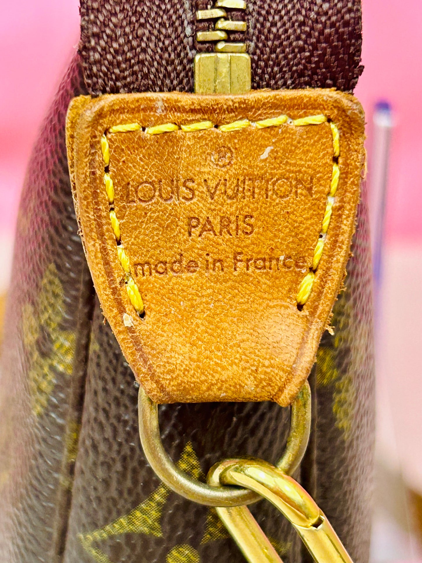 Pochette Accessories