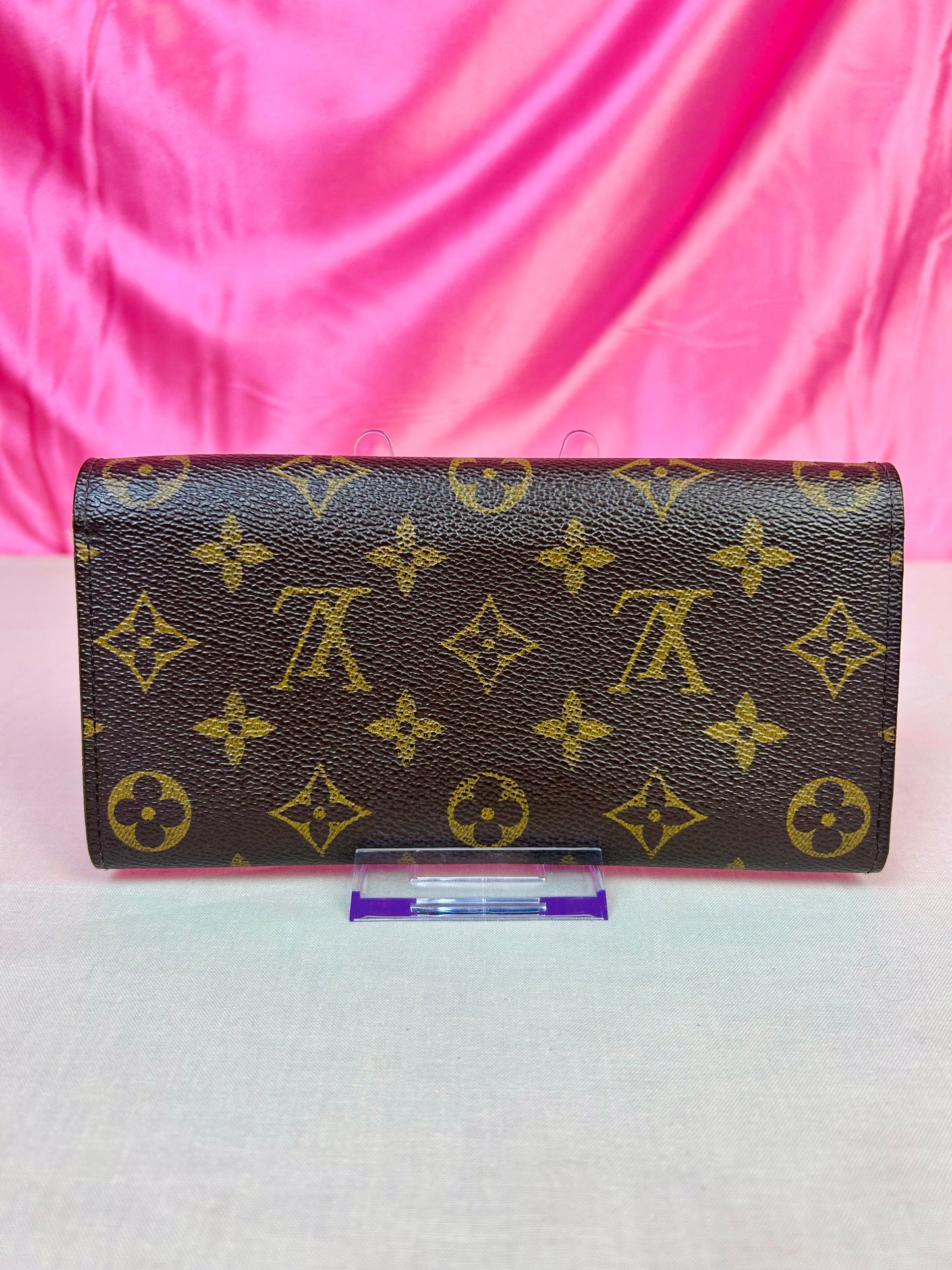Emilie Wallet