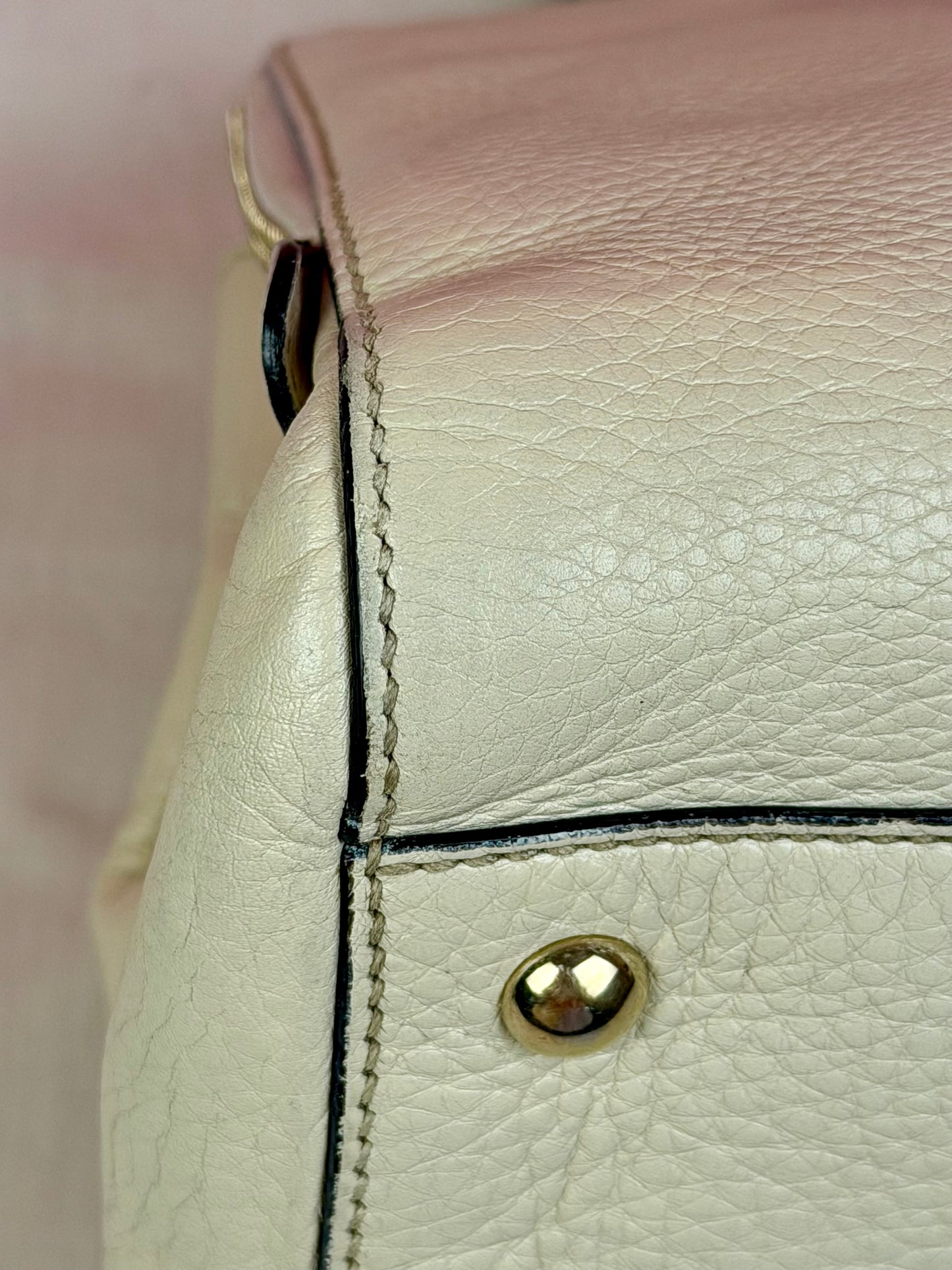 White Leather Interlocking G