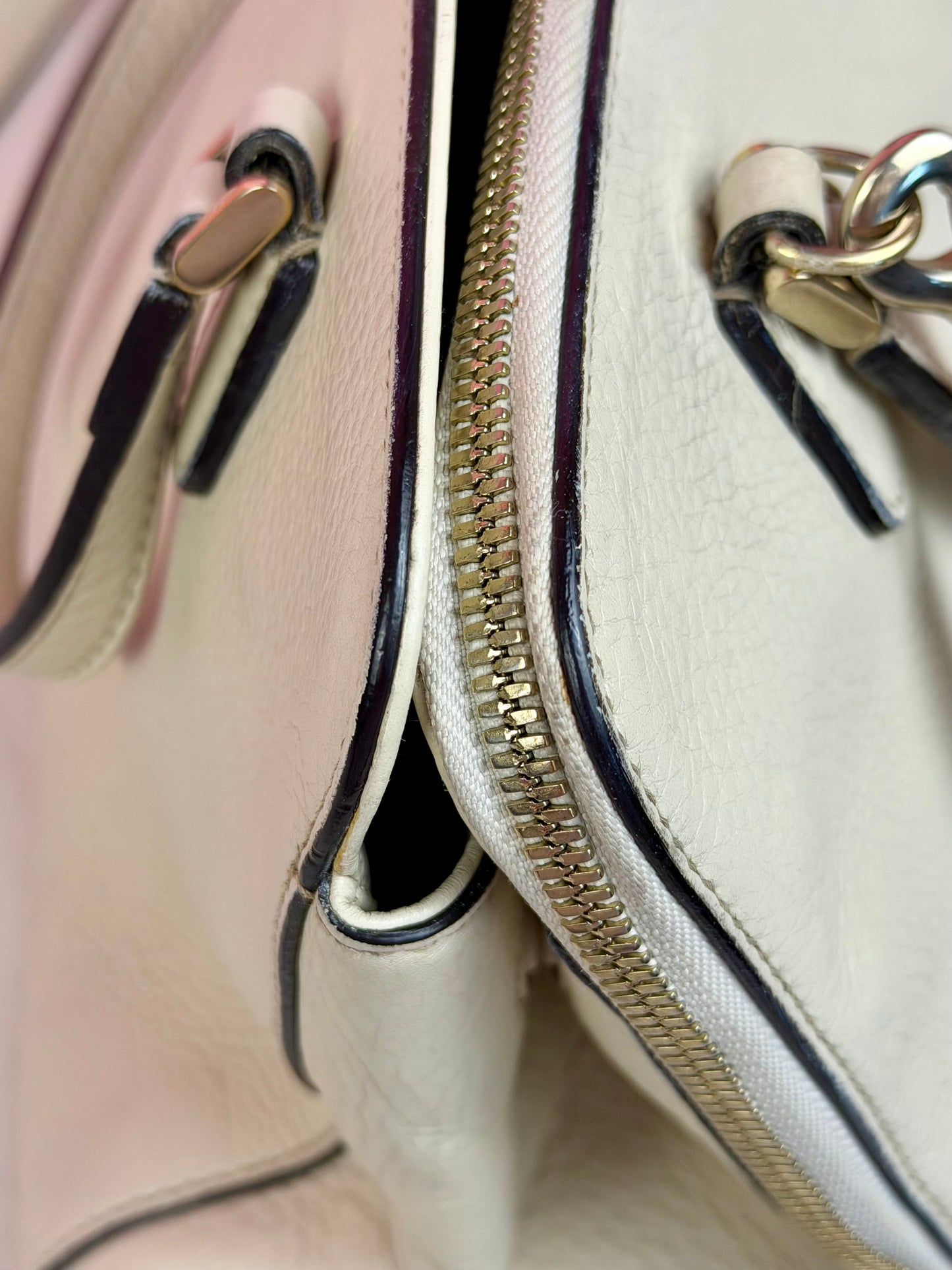White Leather Interlocking G