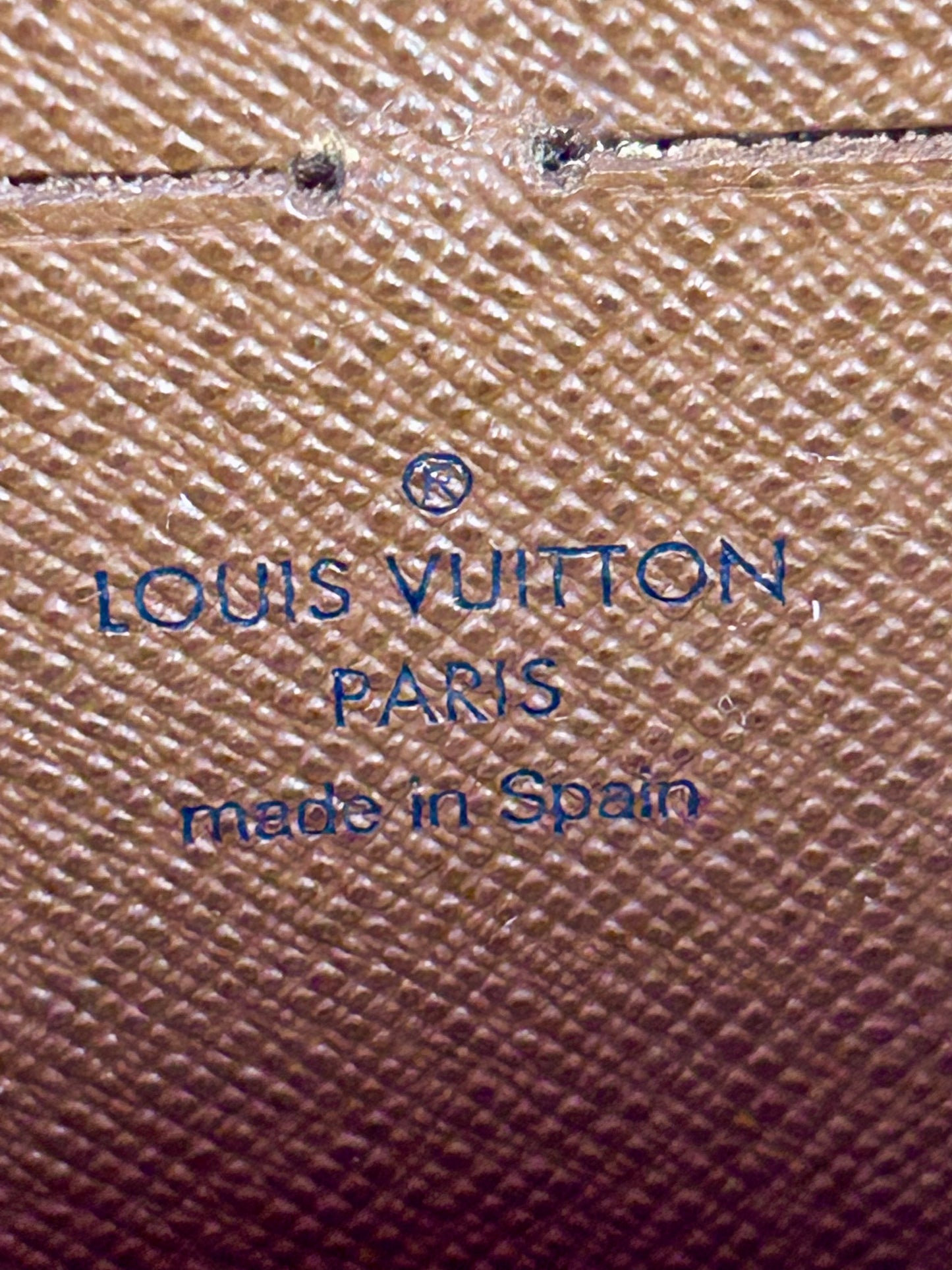 Louis Vuitton Monogram Zippy Wallet