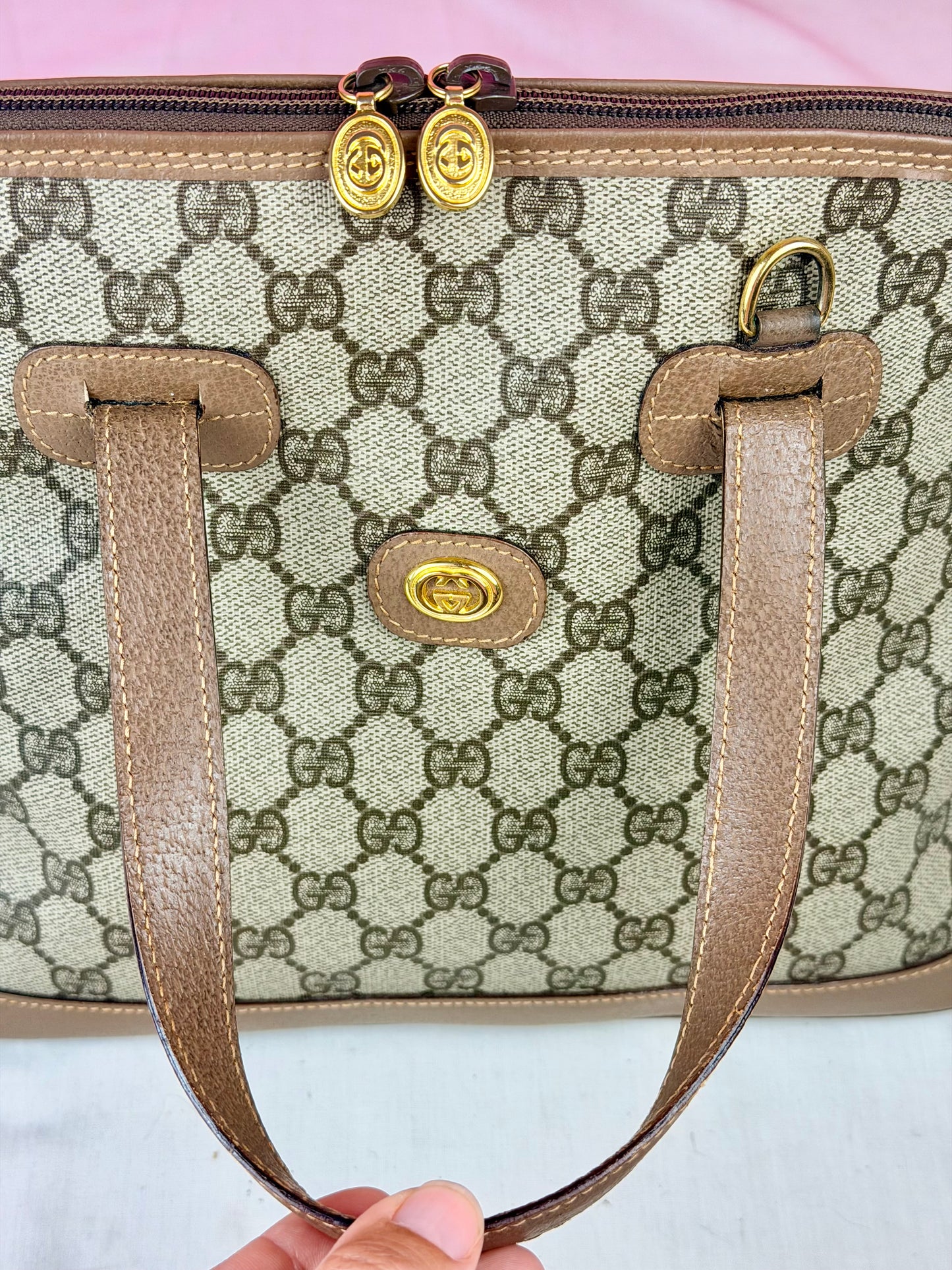 Gucci Supreme Alma