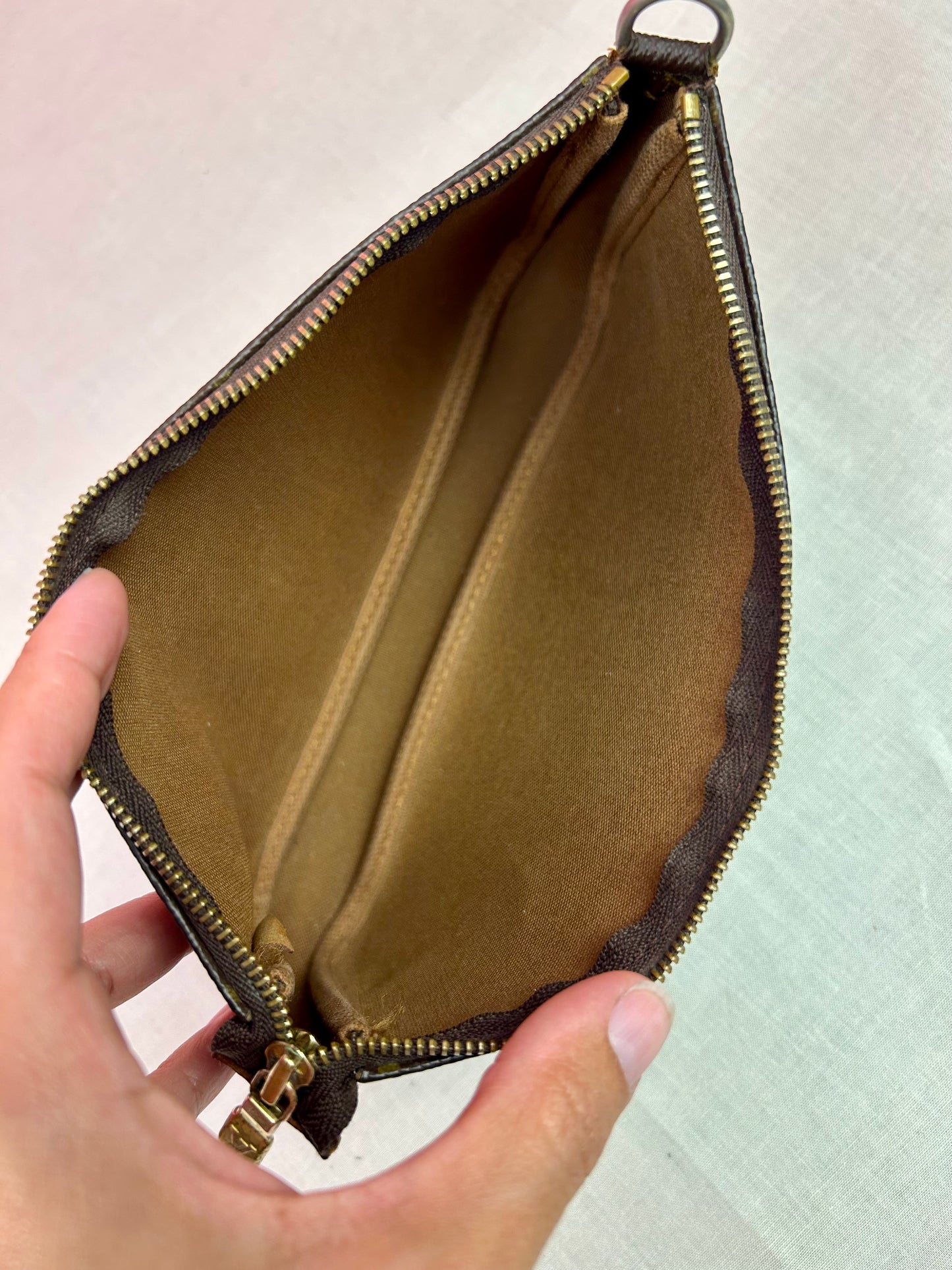 Pochette Accessories