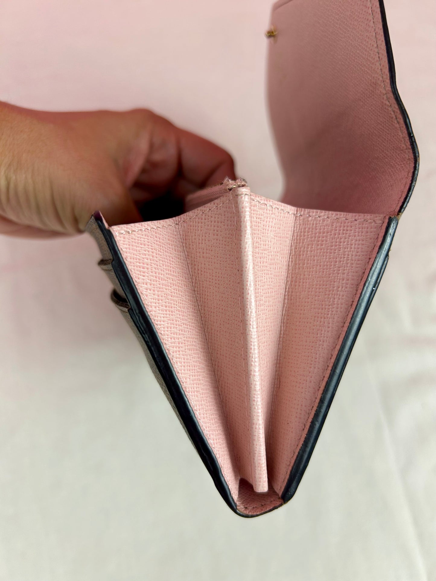 Sarah Wallet NM in DE/Rose