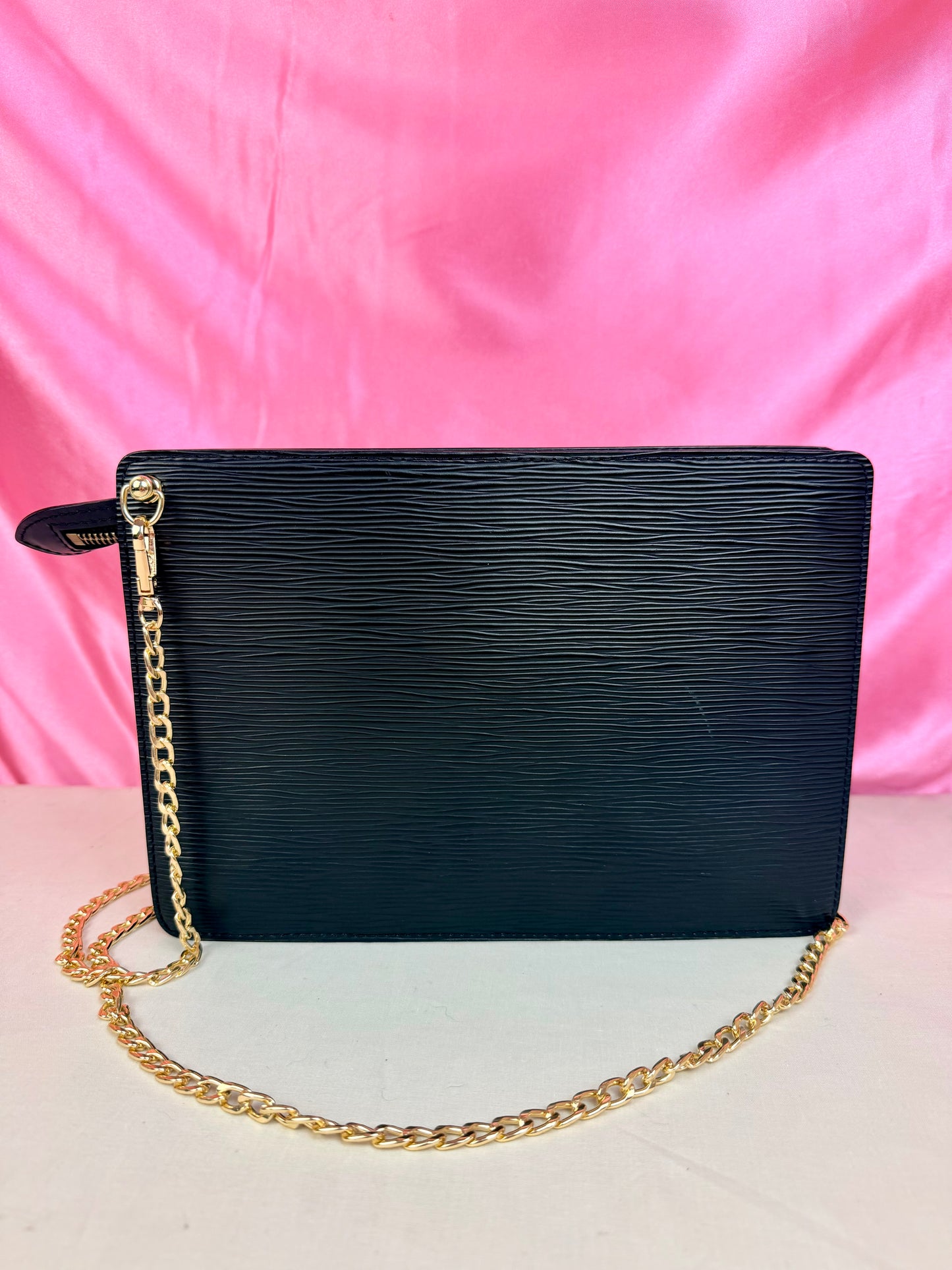 Black Epi Homme Clutch