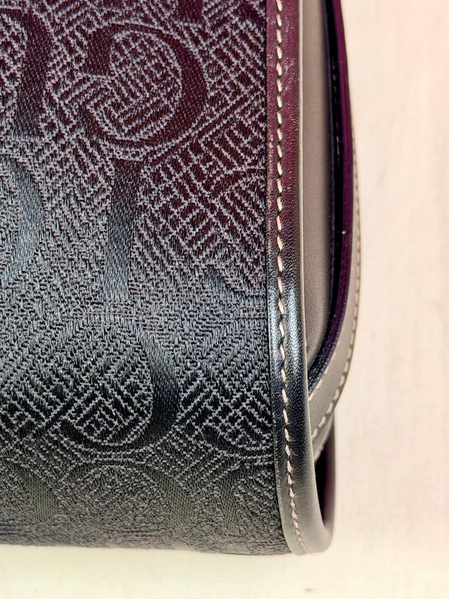 Vintage Black Gucci