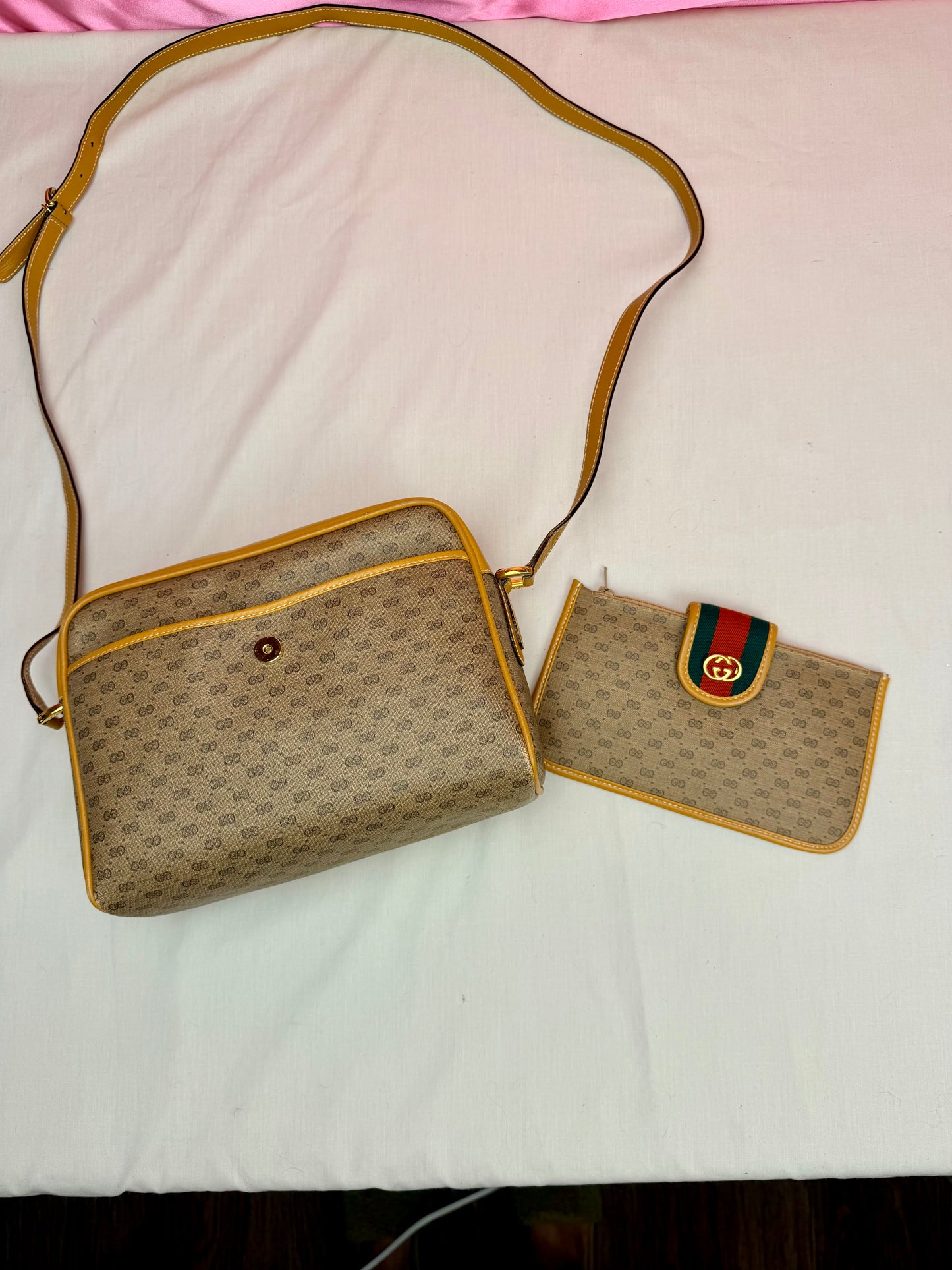 MicroGG Sherry Line with Pouch