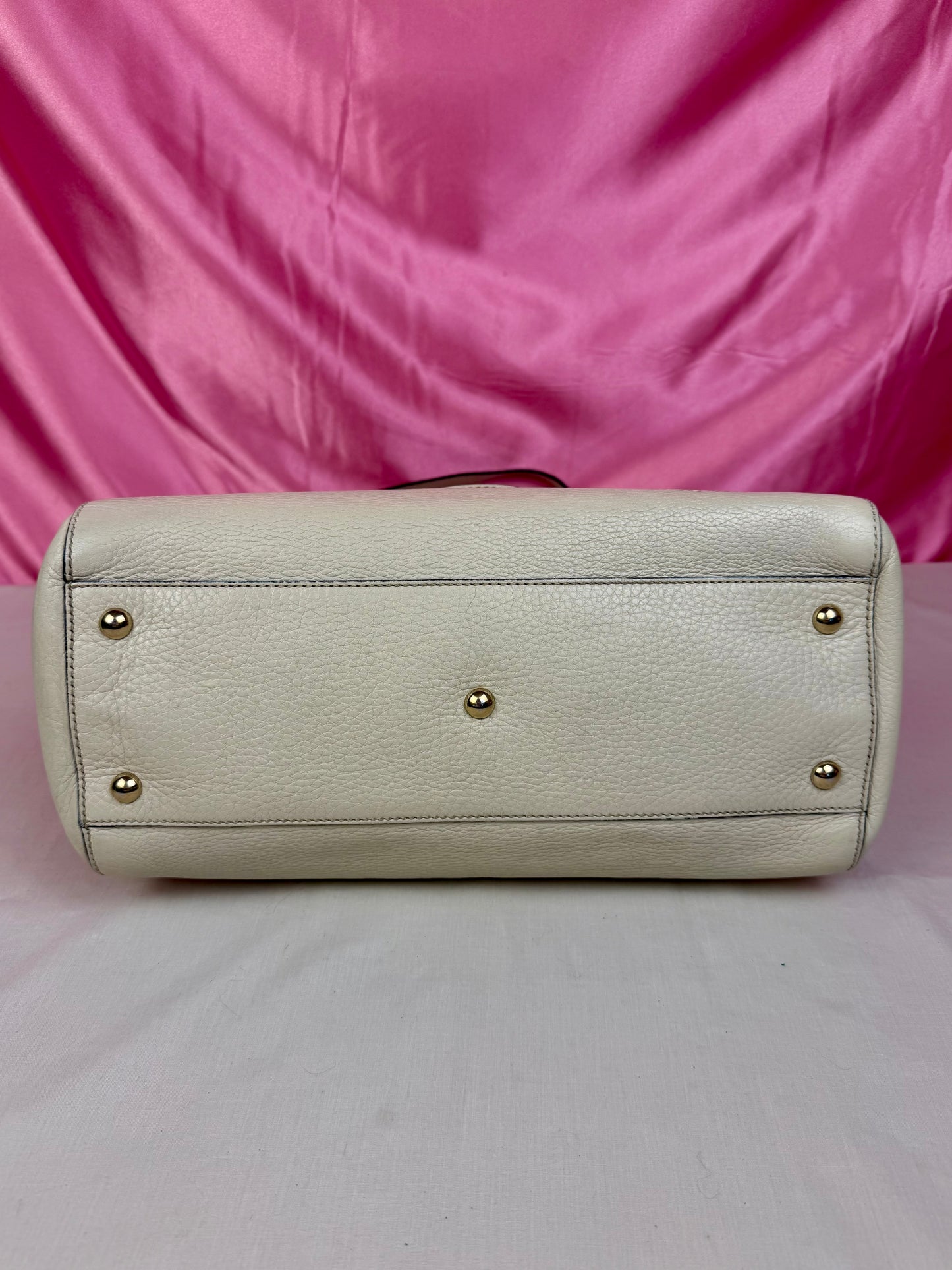 White Leather Interlocking G