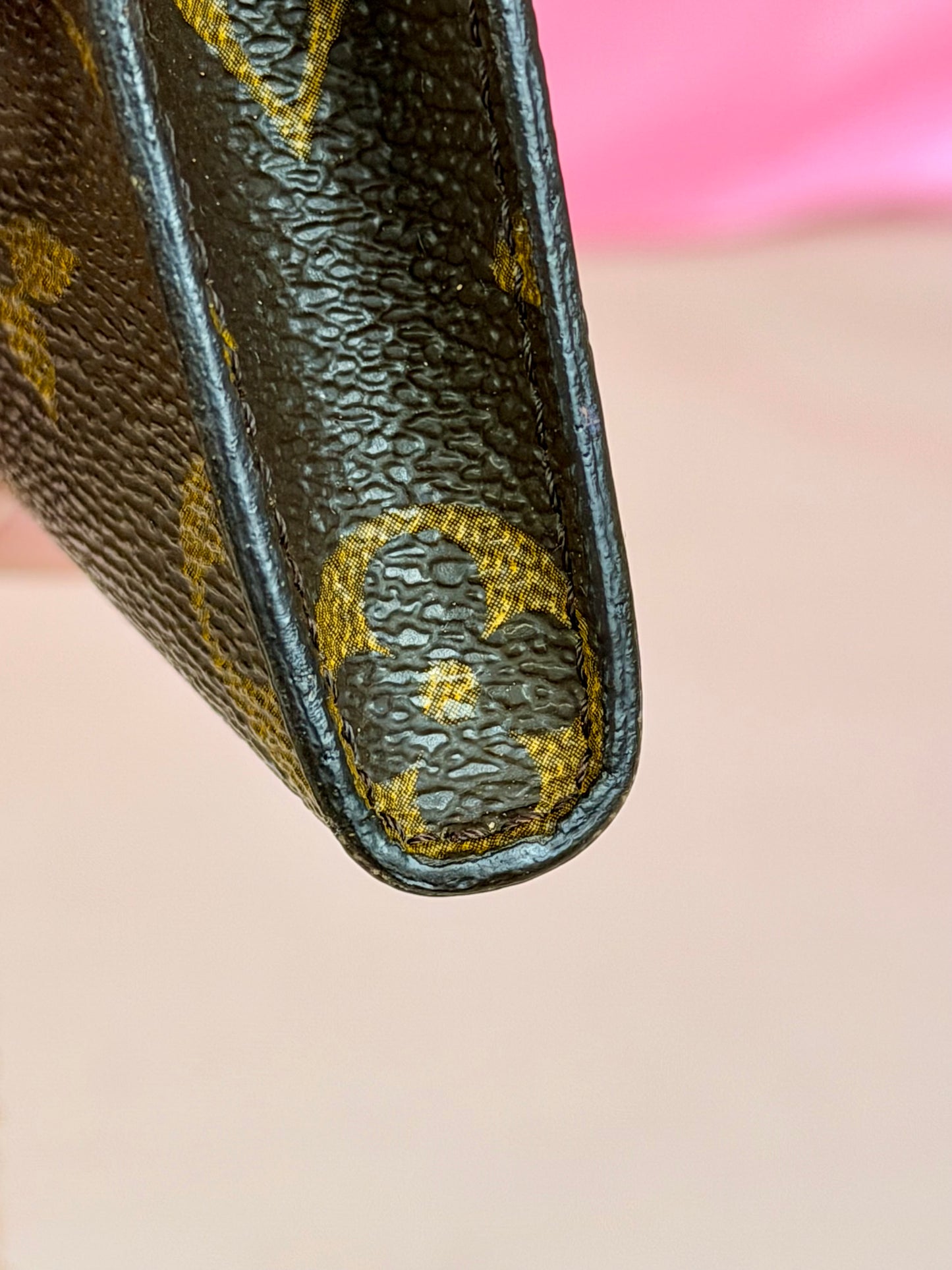 Bucket Pouch PM on Chain