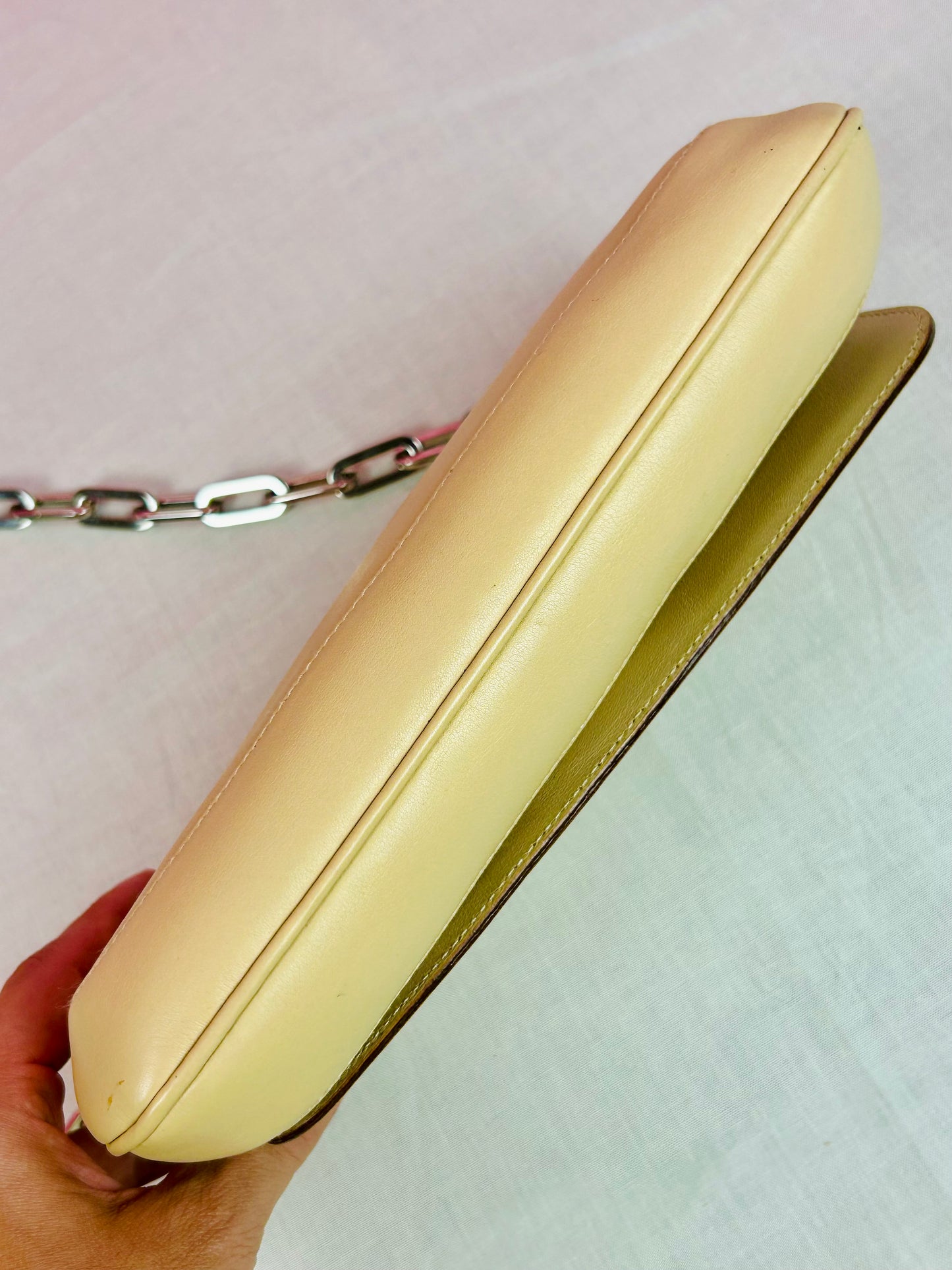 Gucci Beige Chain Shoulder Bag