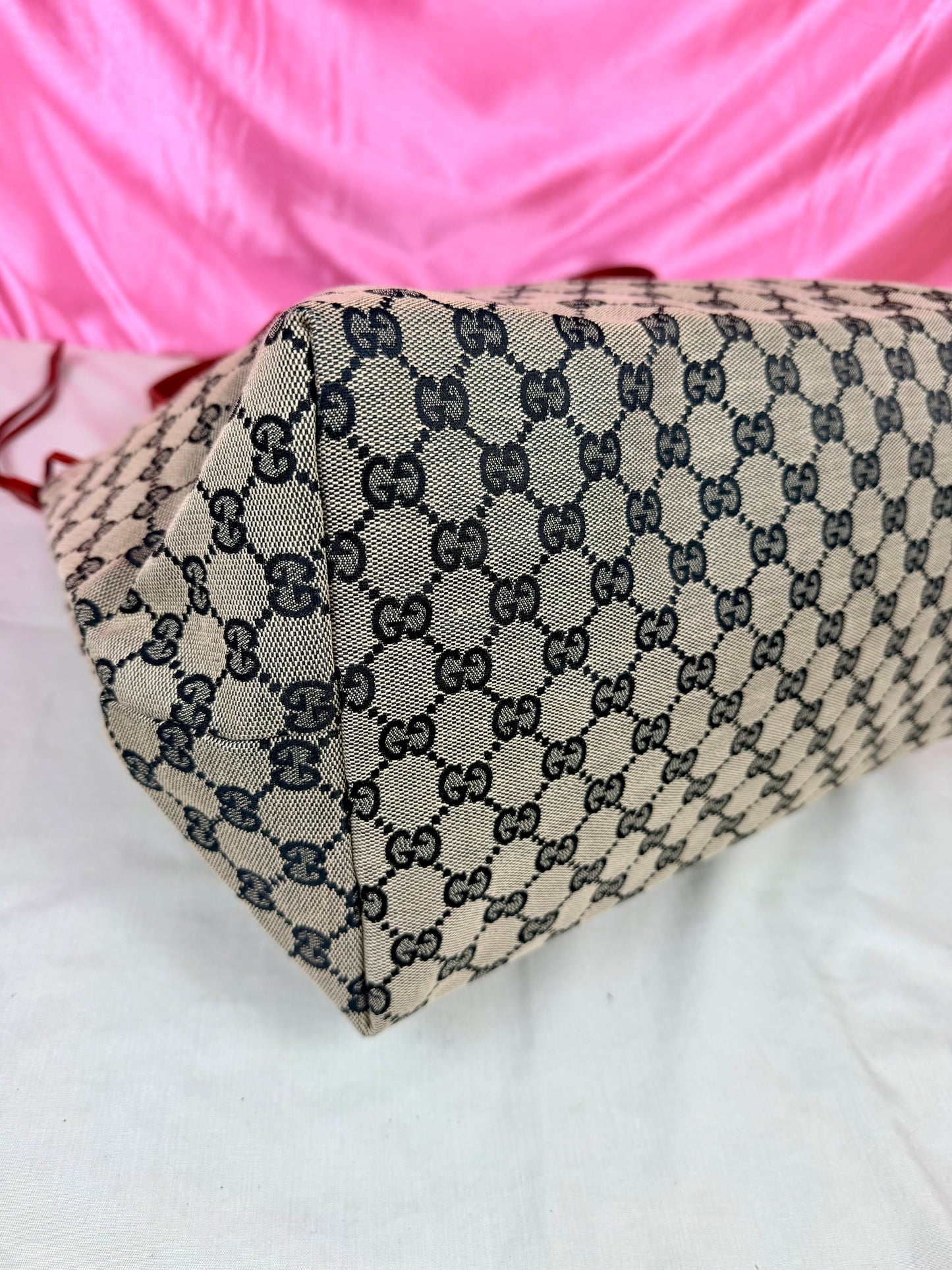 Gucci Red/Navy Supreme Tote