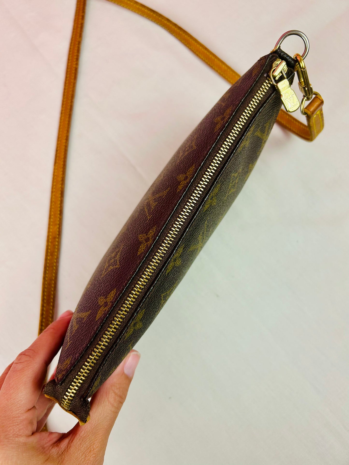 Pochette Accessories