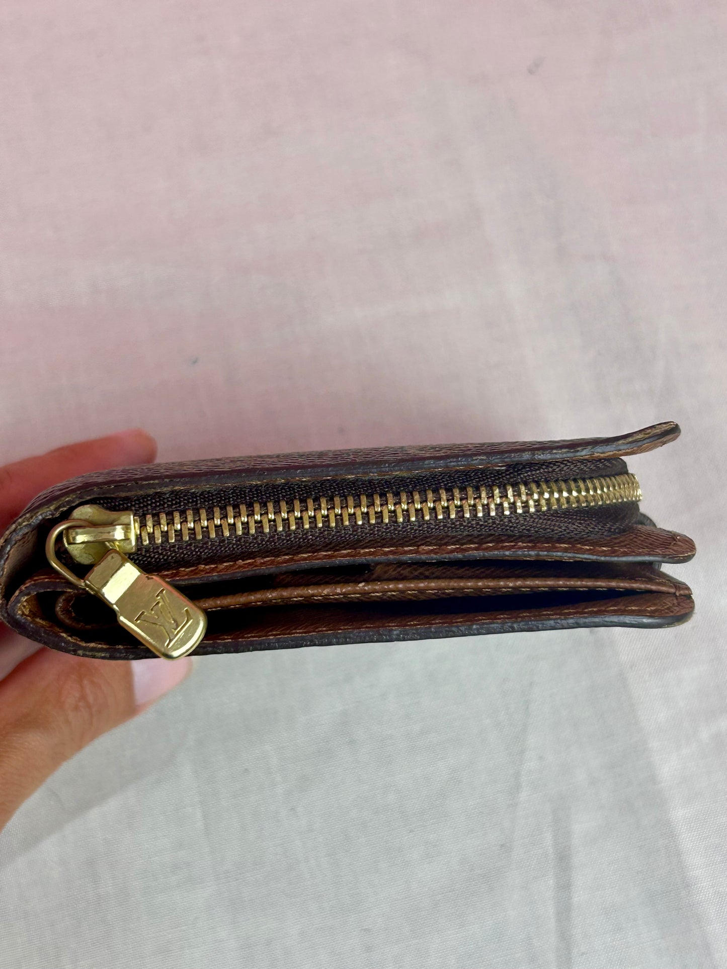 Vintage Compact Wallet
