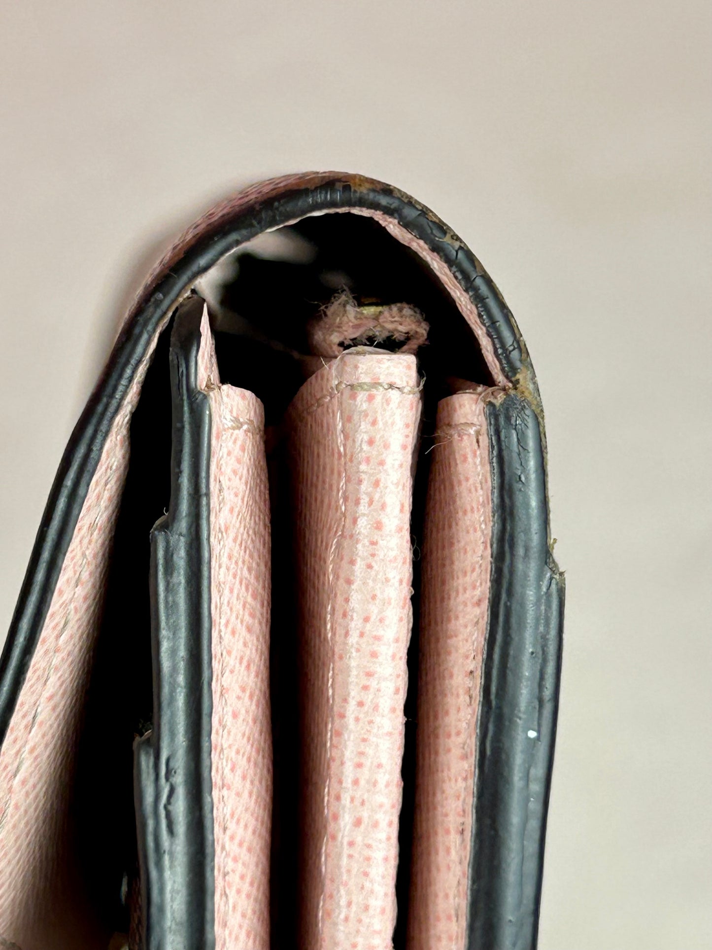 Sarah Wallet NM in DE/Rose