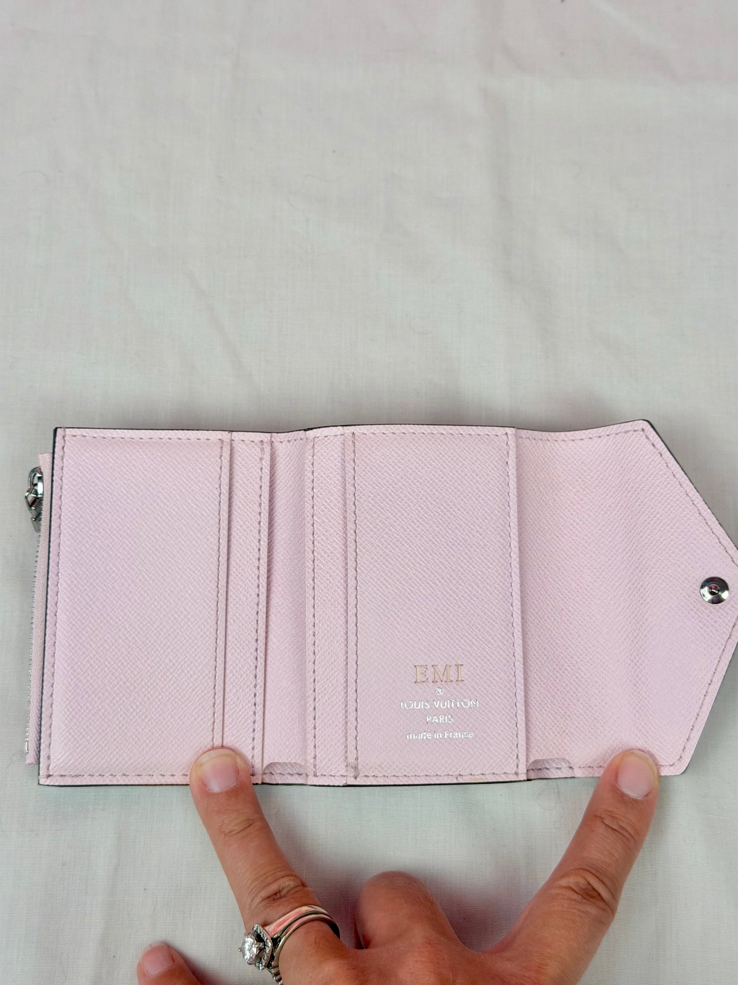 Louis Vuitton Escale Zoe Wallet in Pastel