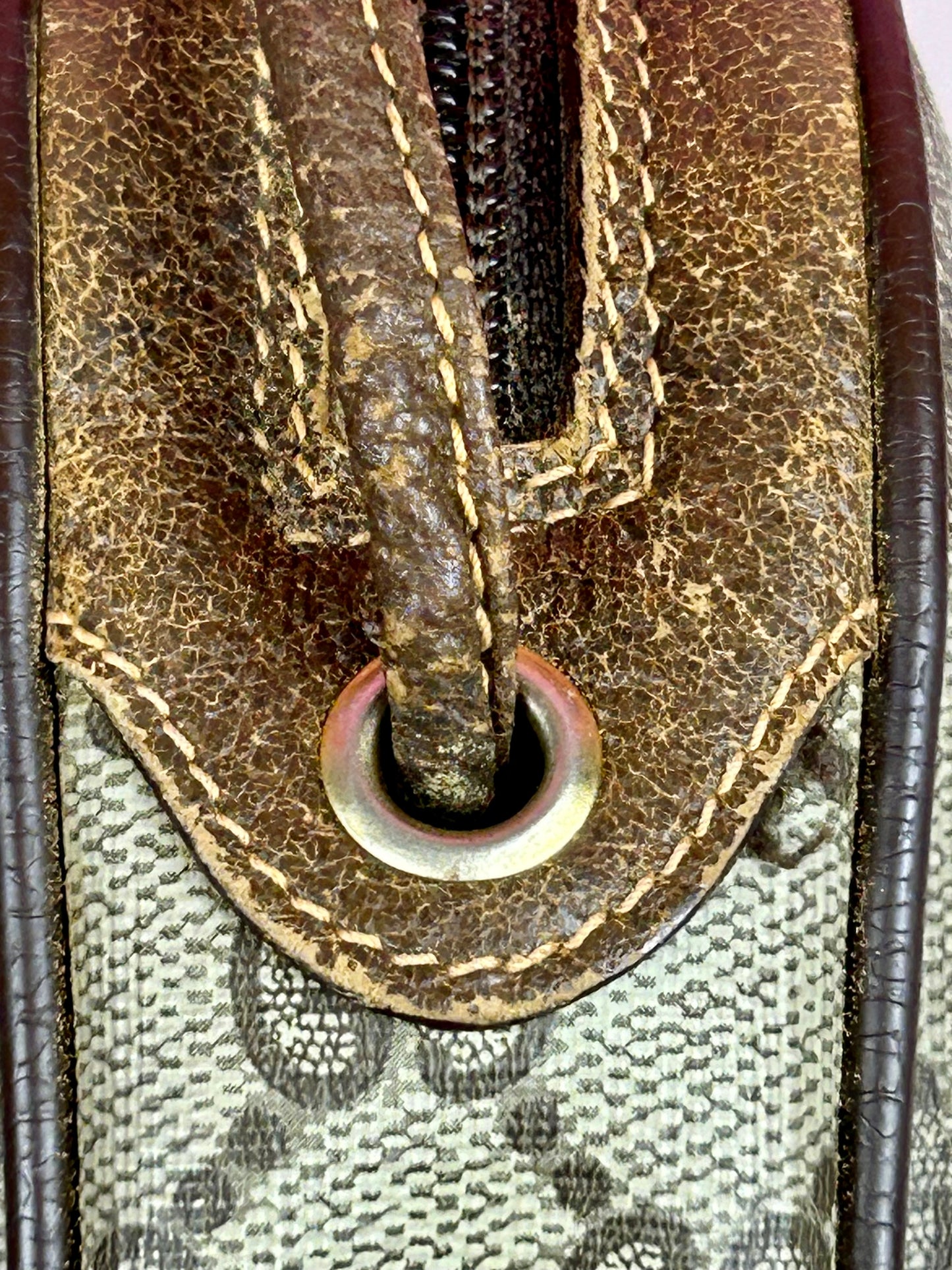 Small Gucci Sherry Line