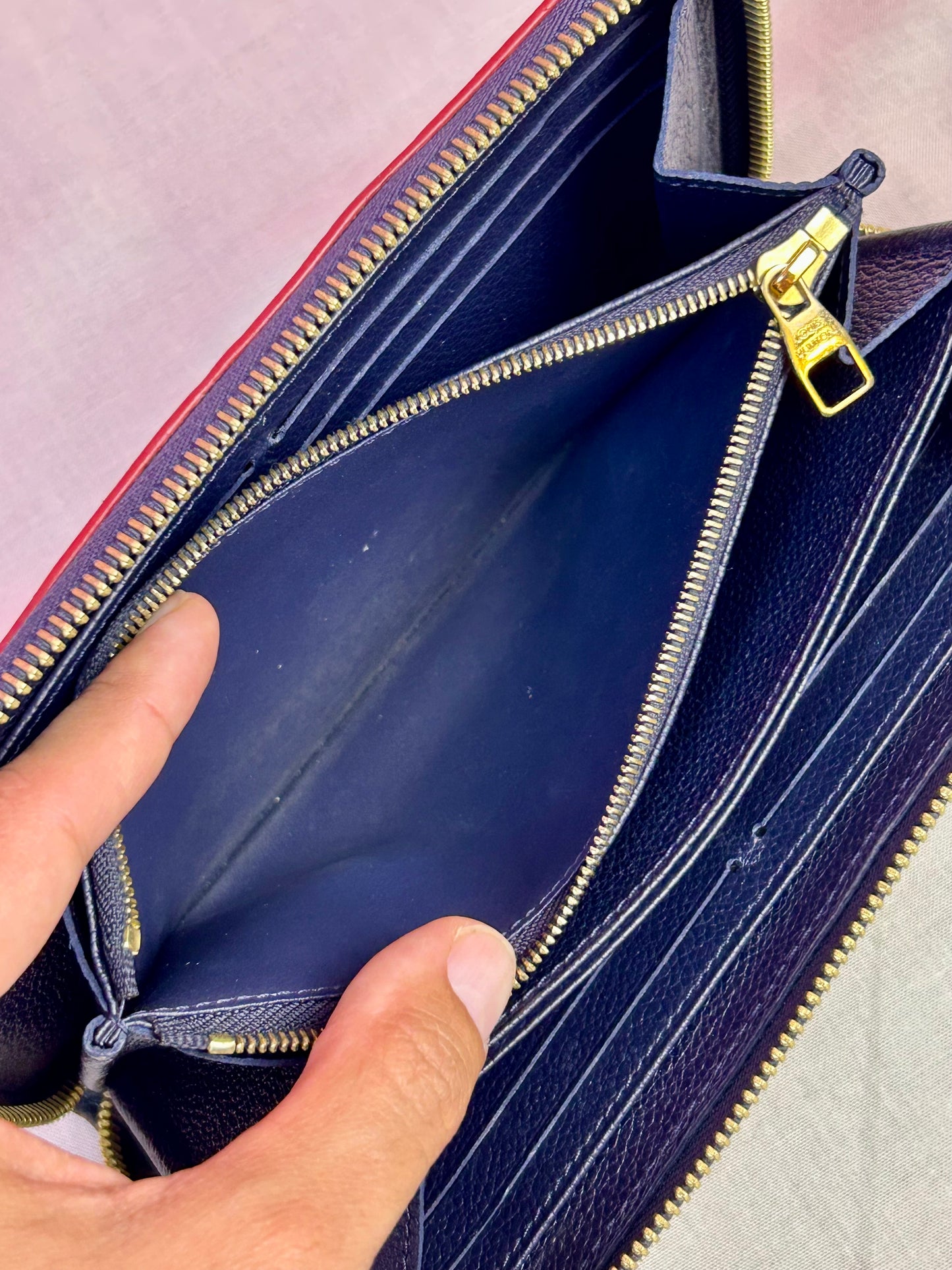 Navy Empreinte Zippy Wallet