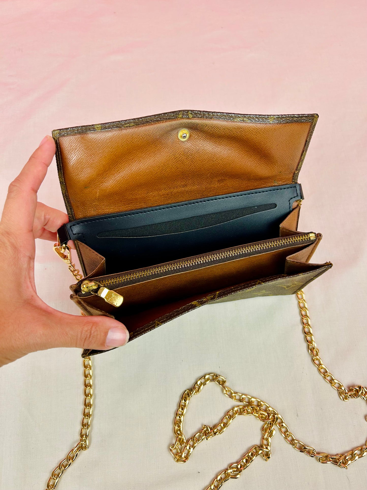 Vintage Wallet in Monogram