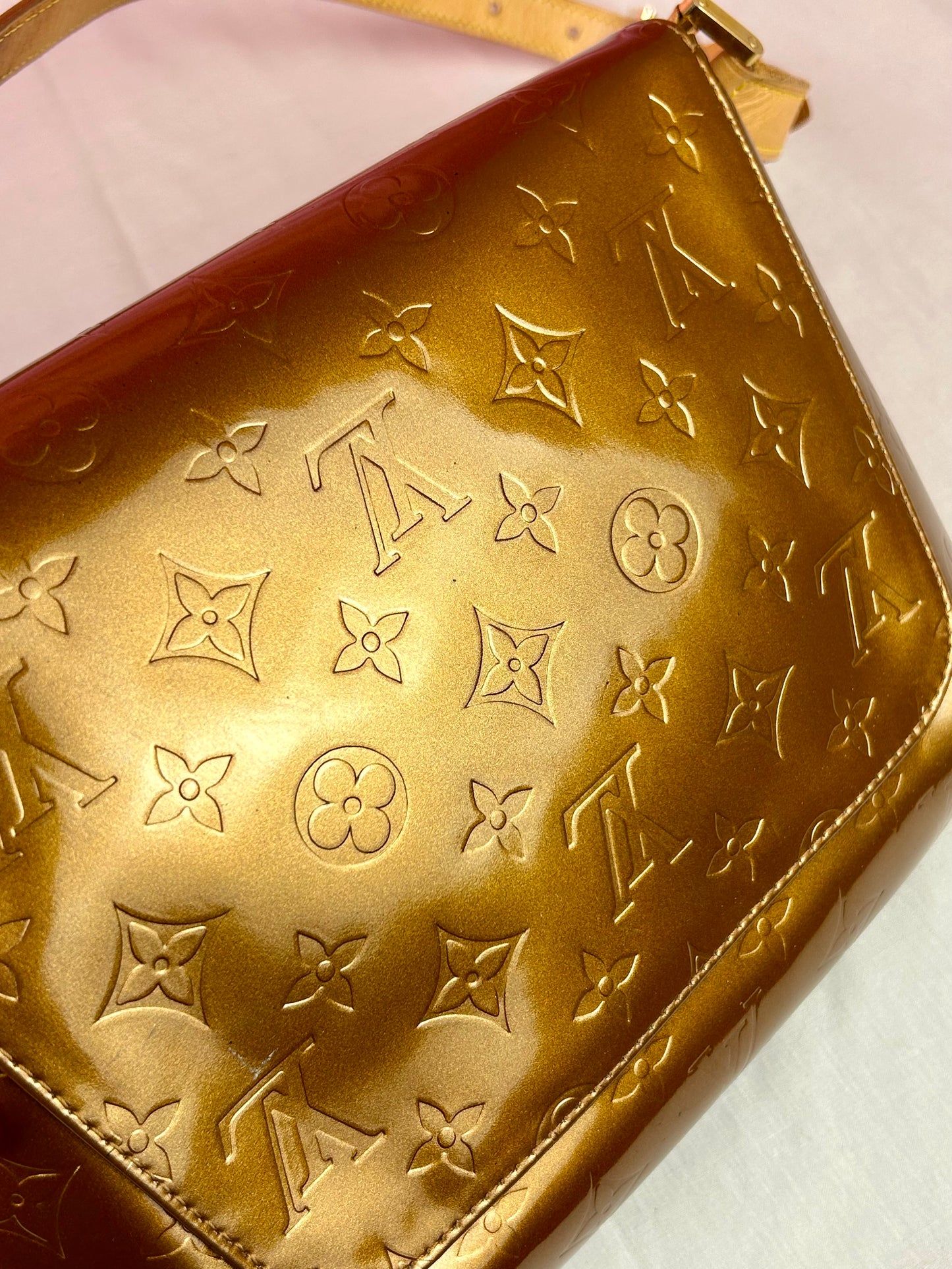 Amber Vernis Thompson