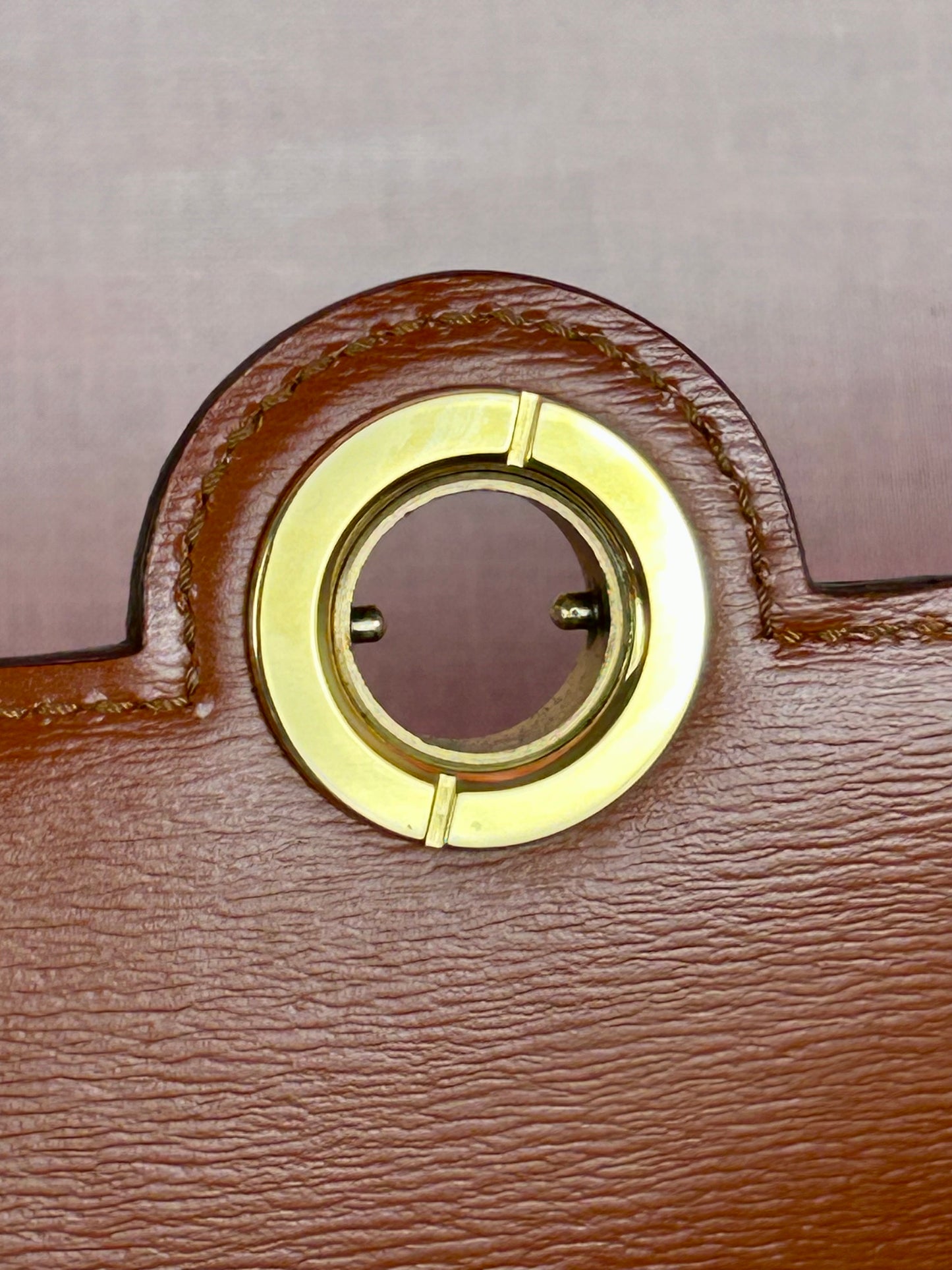 Brown Epi Arche