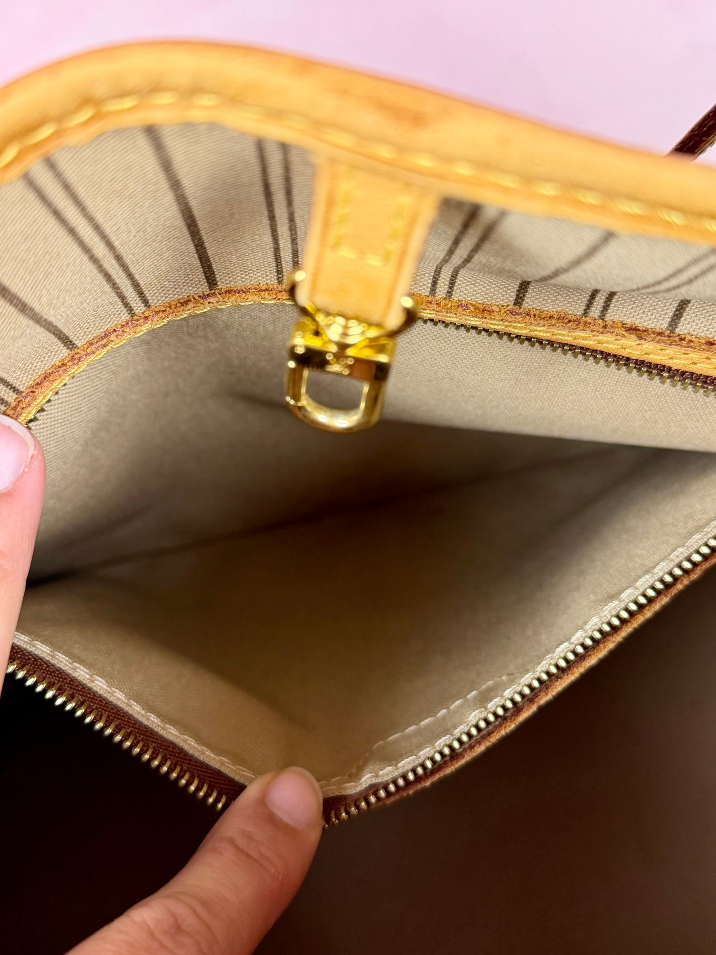 Neverfull MM in Monogram/Beige