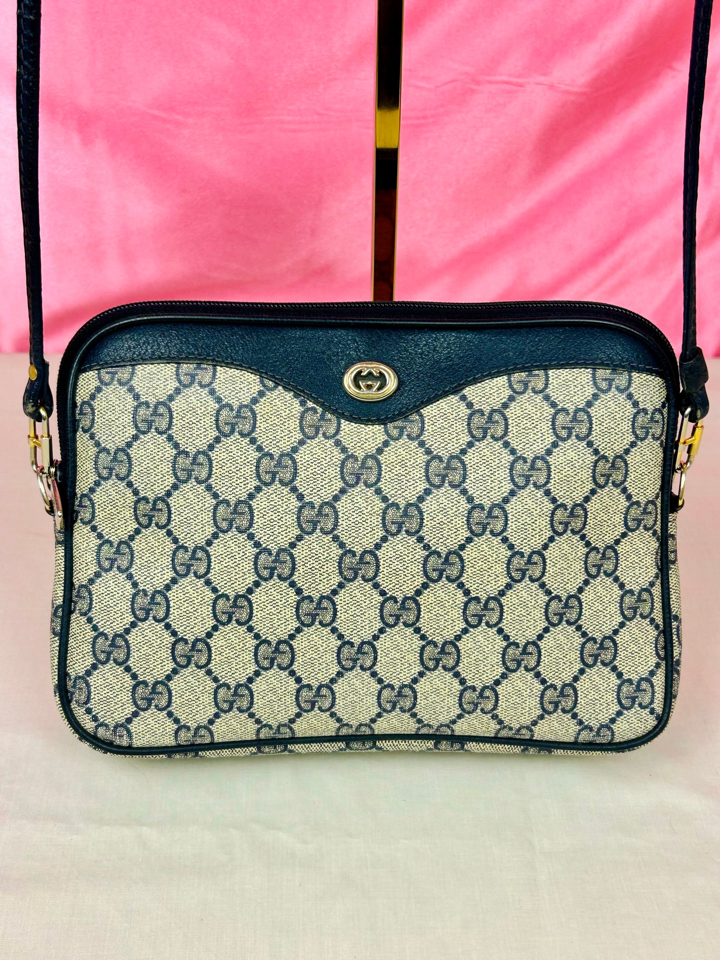 Small Navy Gucci Supreme