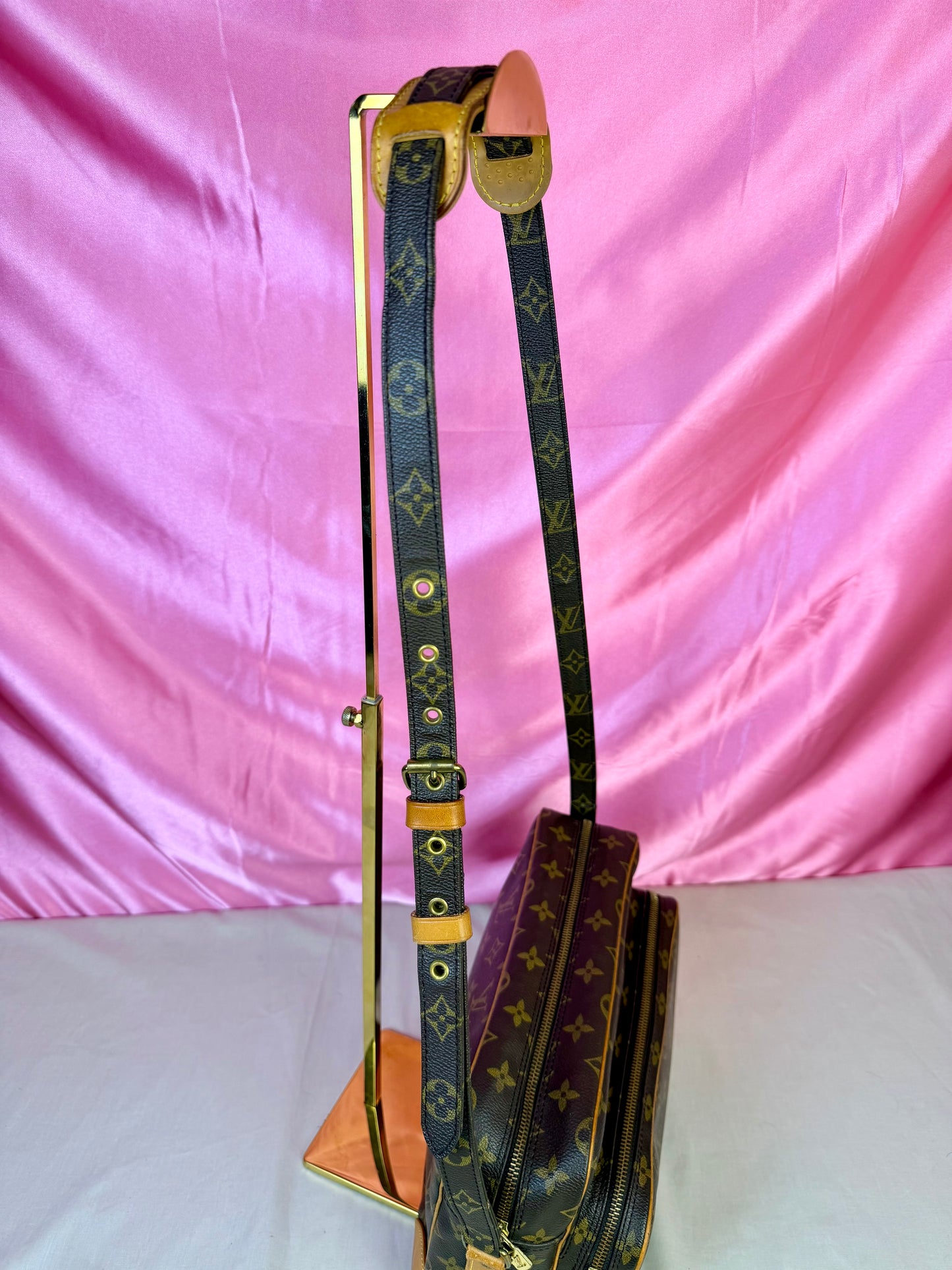 LV Nile