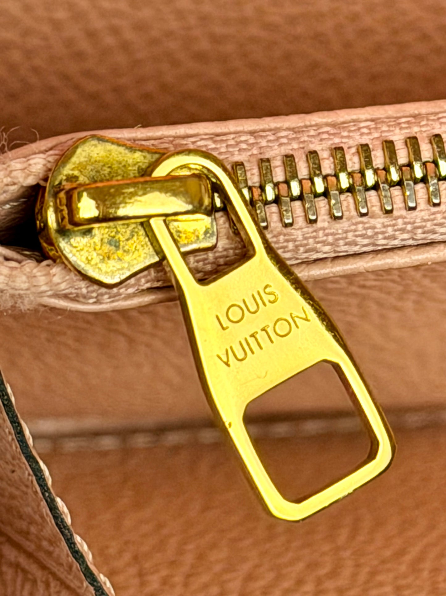 Rose Zippy Empreinte Wallet