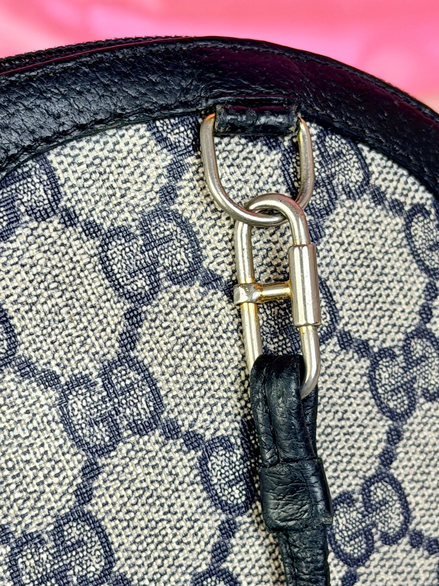 Gucci Navy Sherry Line Dome