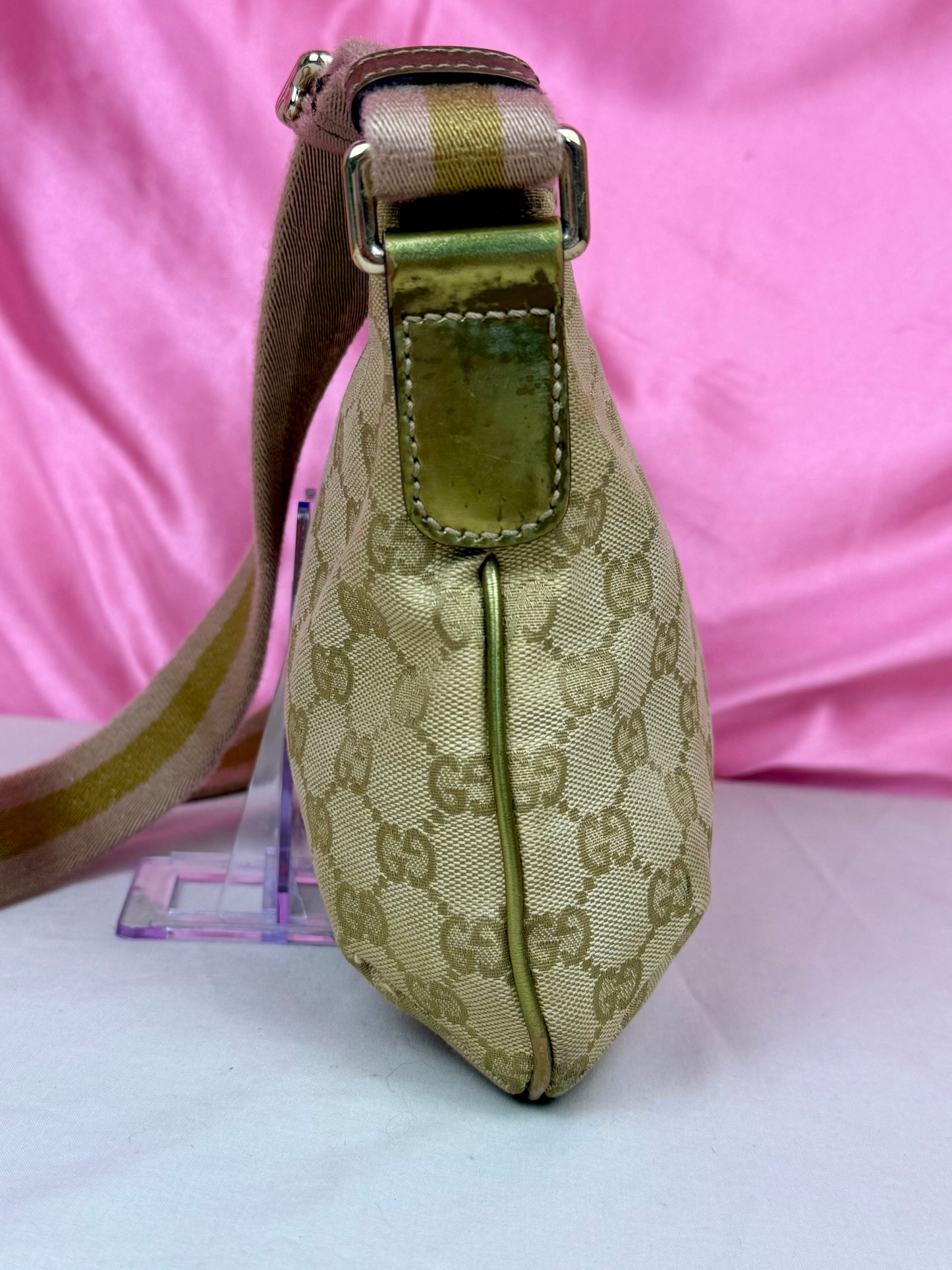 Gucci Metallic Messenger