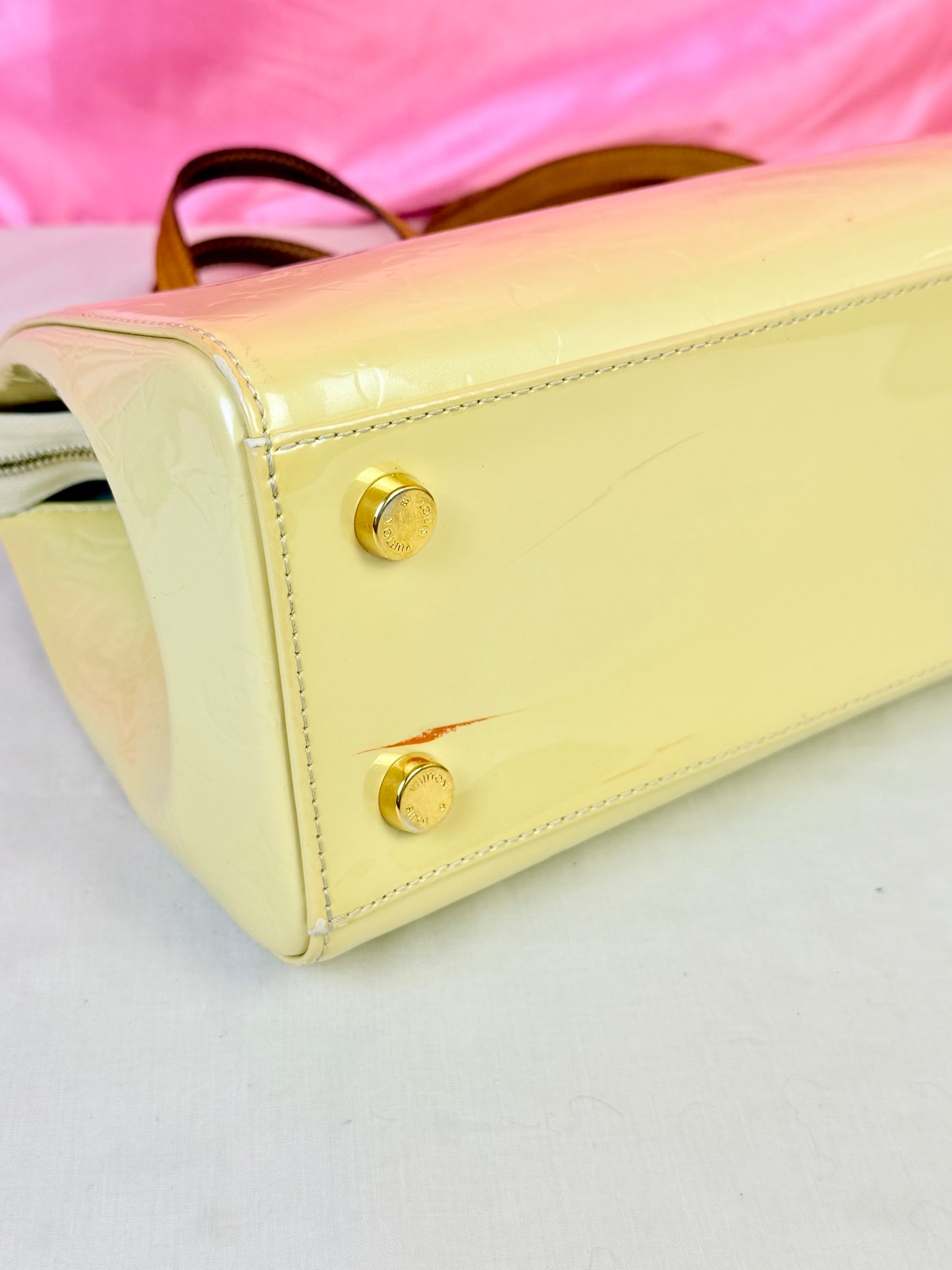 Brea MM in Pale Yellow Vernis