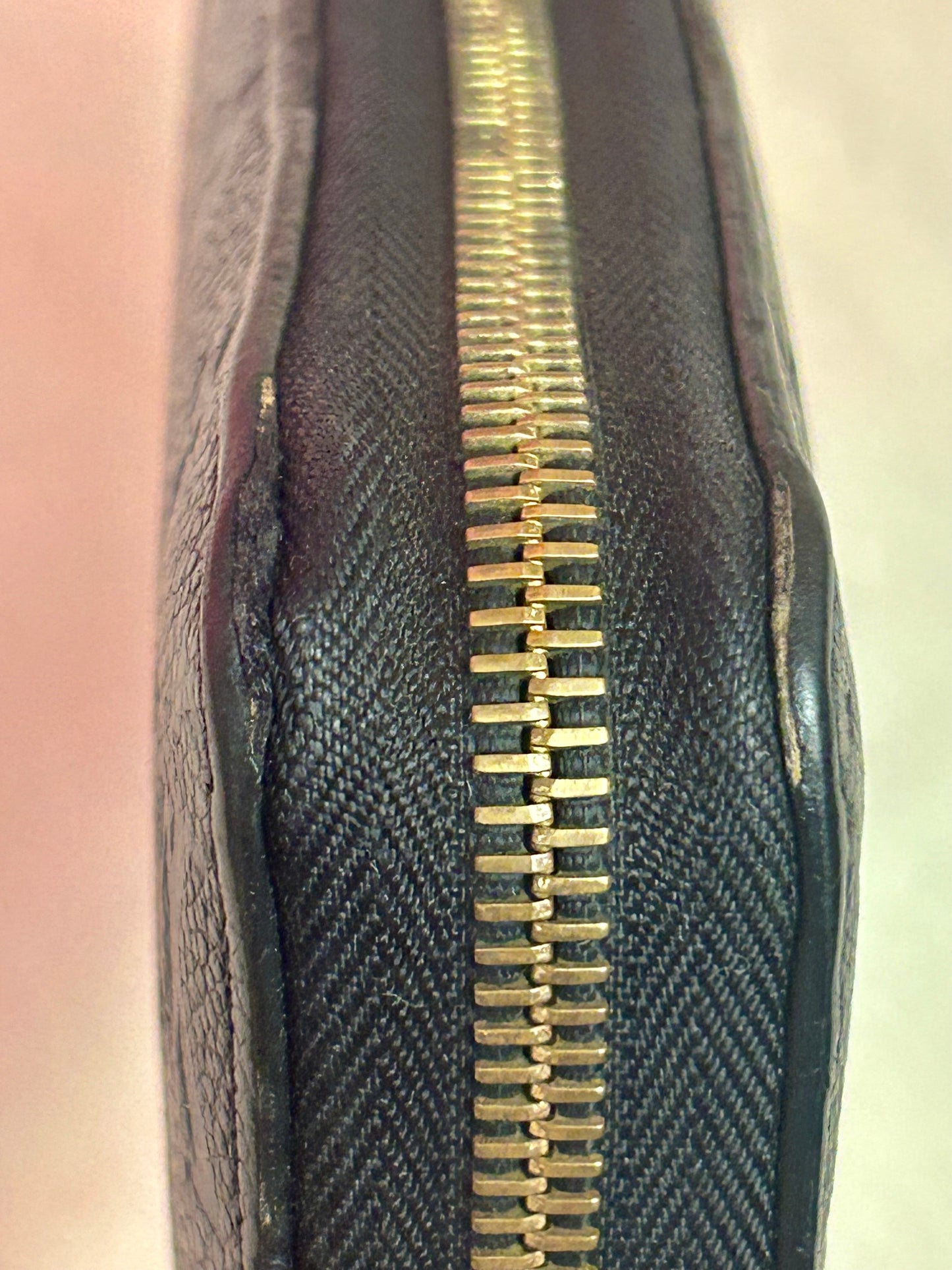 Black Empreinte Zippy Wallet