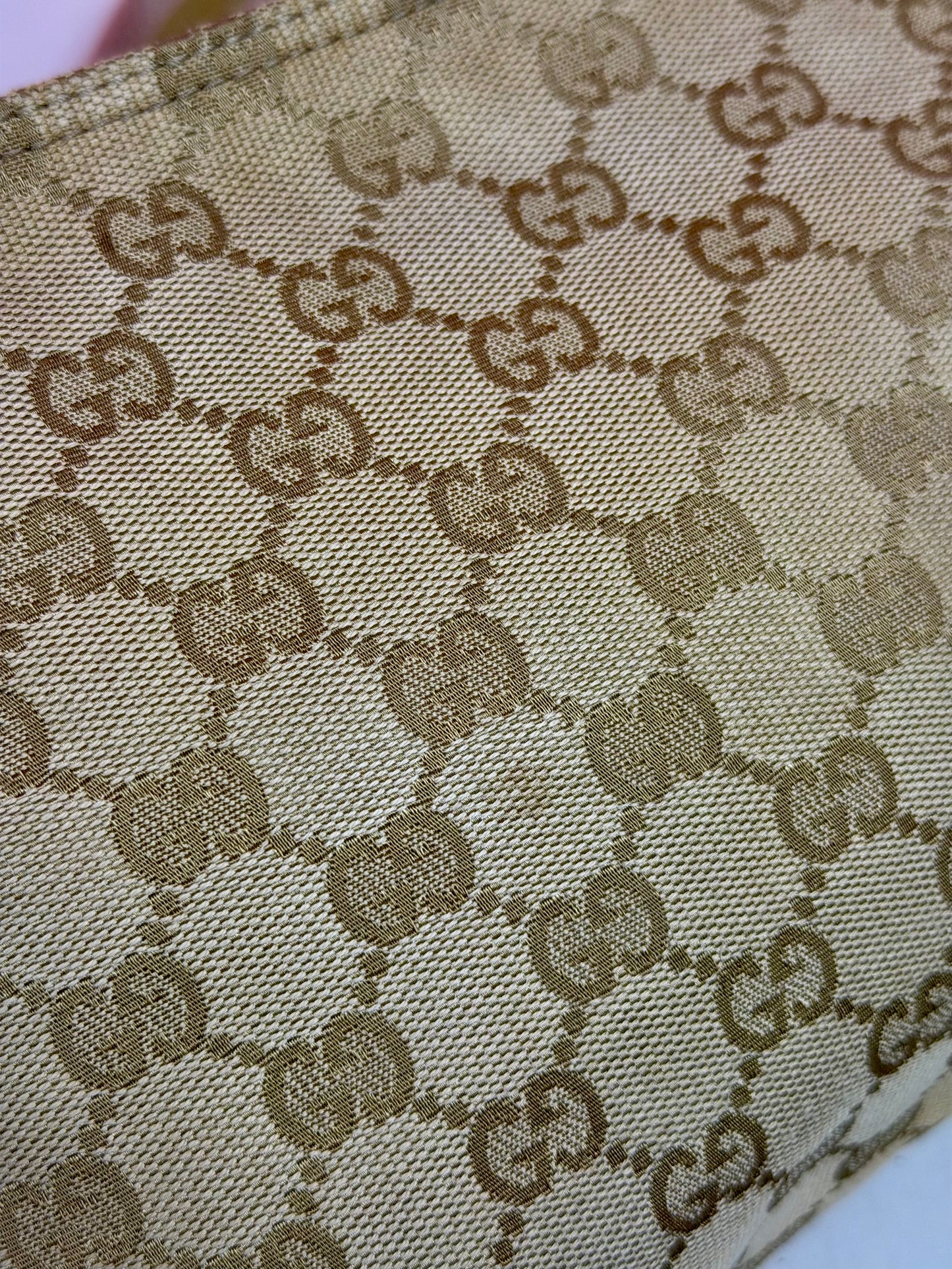 Gucci Metallic Messenger