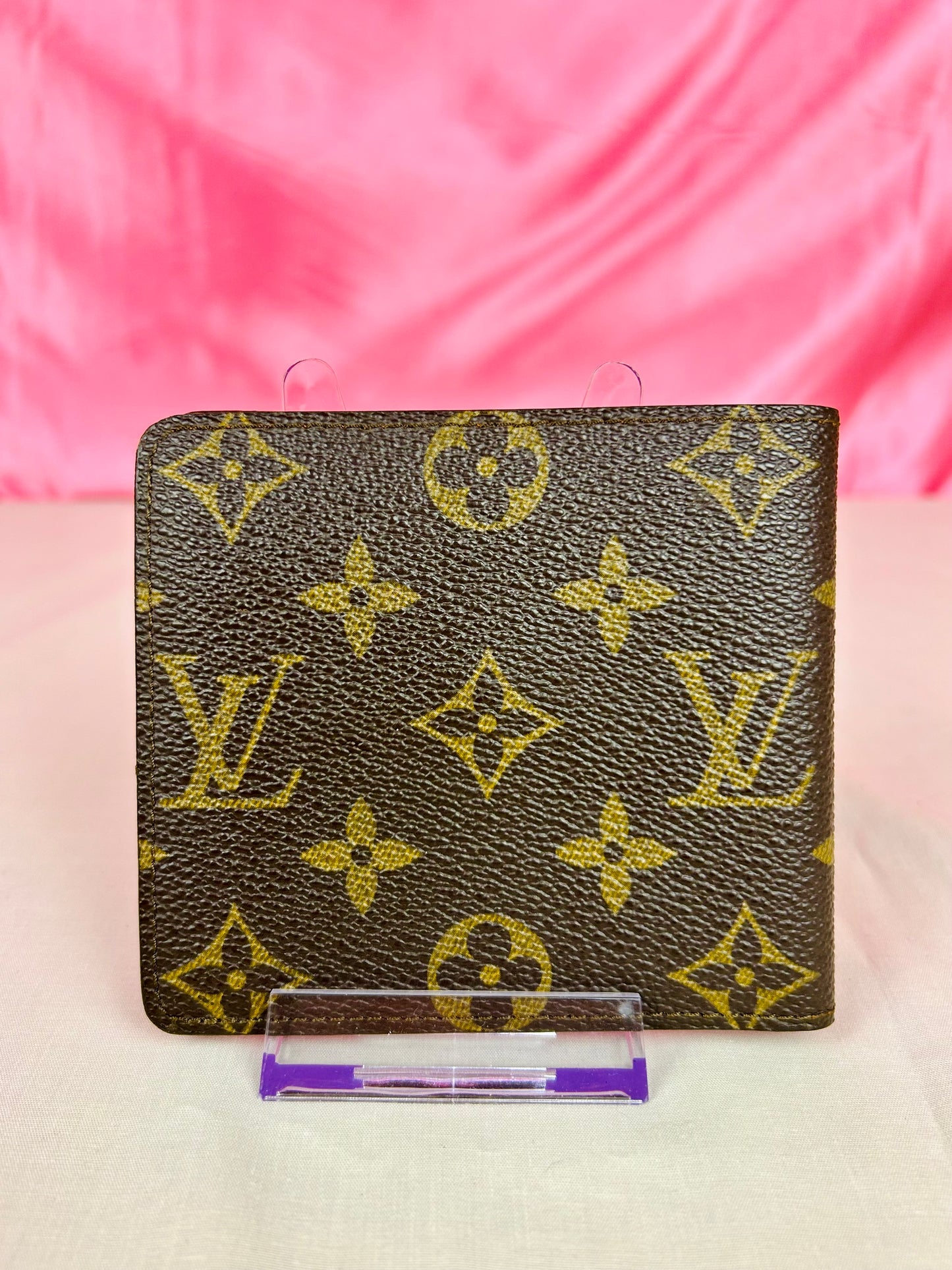 Bifold Wallet in Monogram