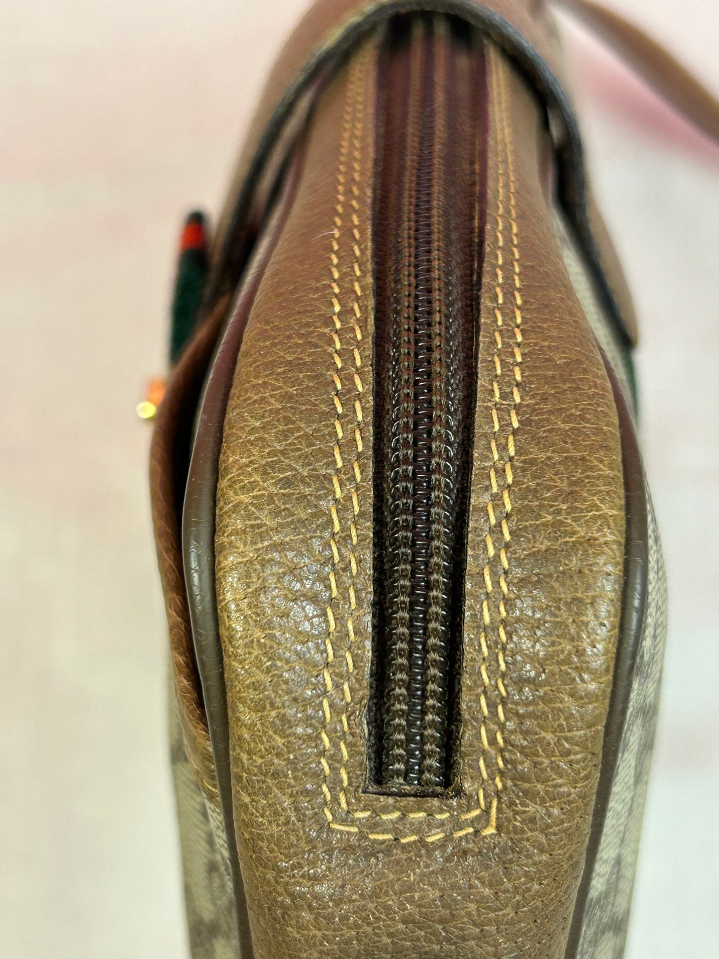 Sherry Line Sling Gucci
