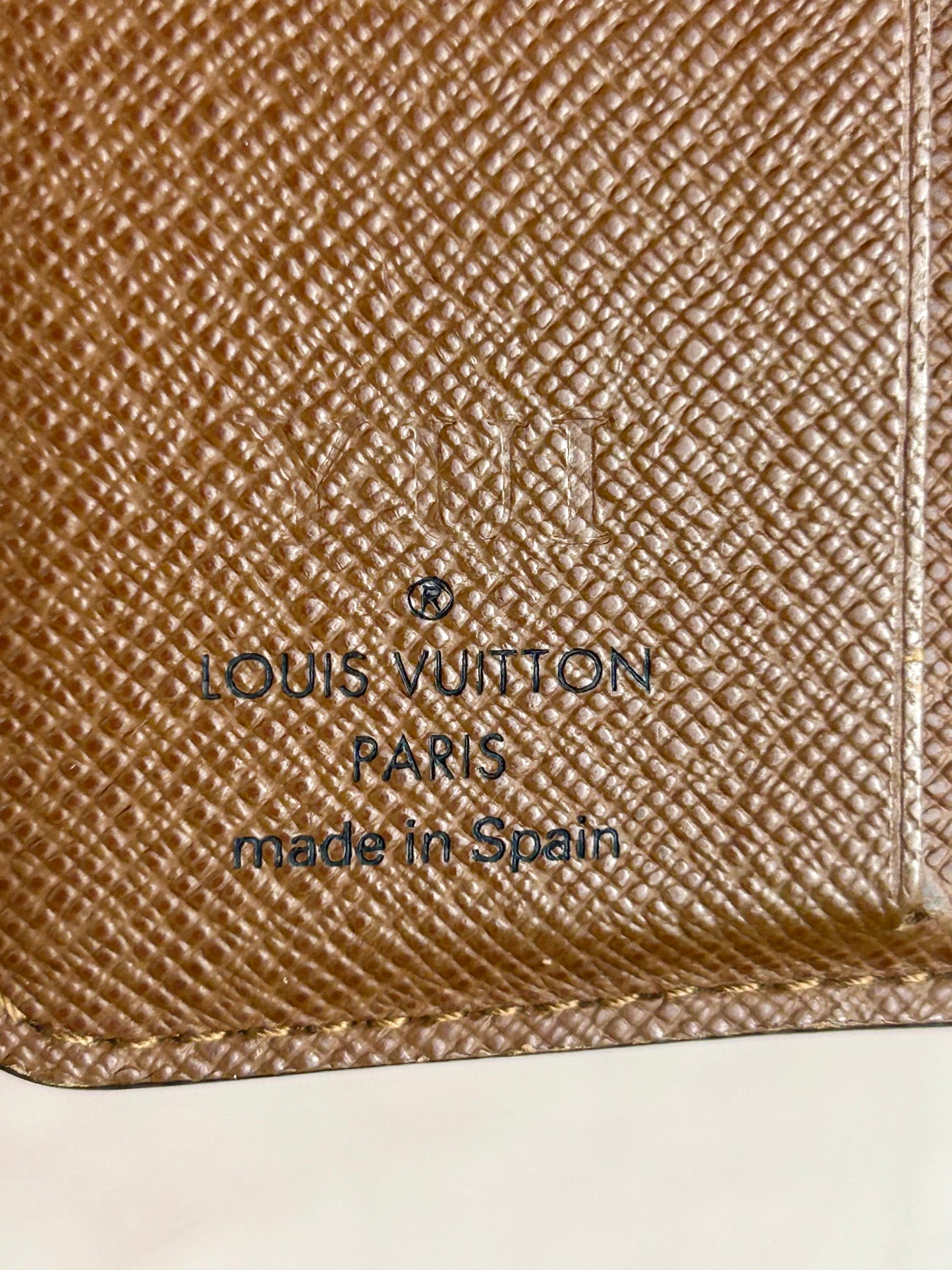 Vintage Compact Wallet