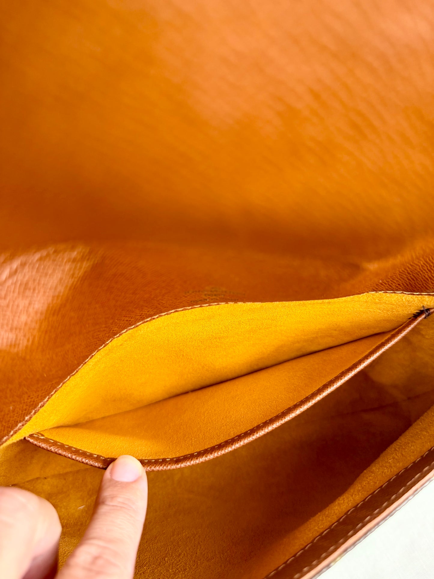 Musette Tango Crossbody