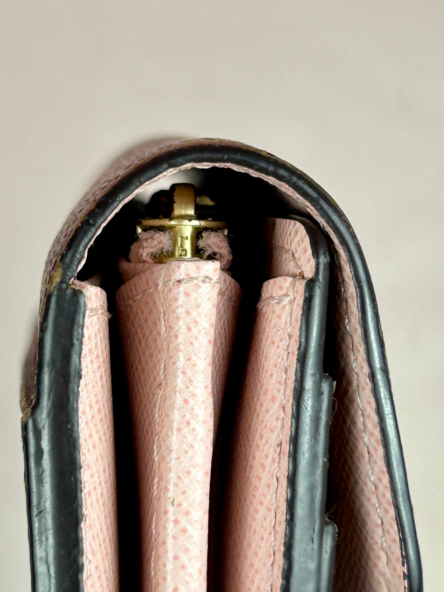 Sarah Wallet NM in DE/Rose