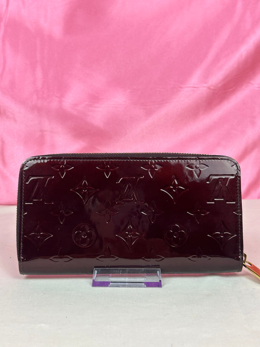 Magenta Vernis Zippy Wallet
