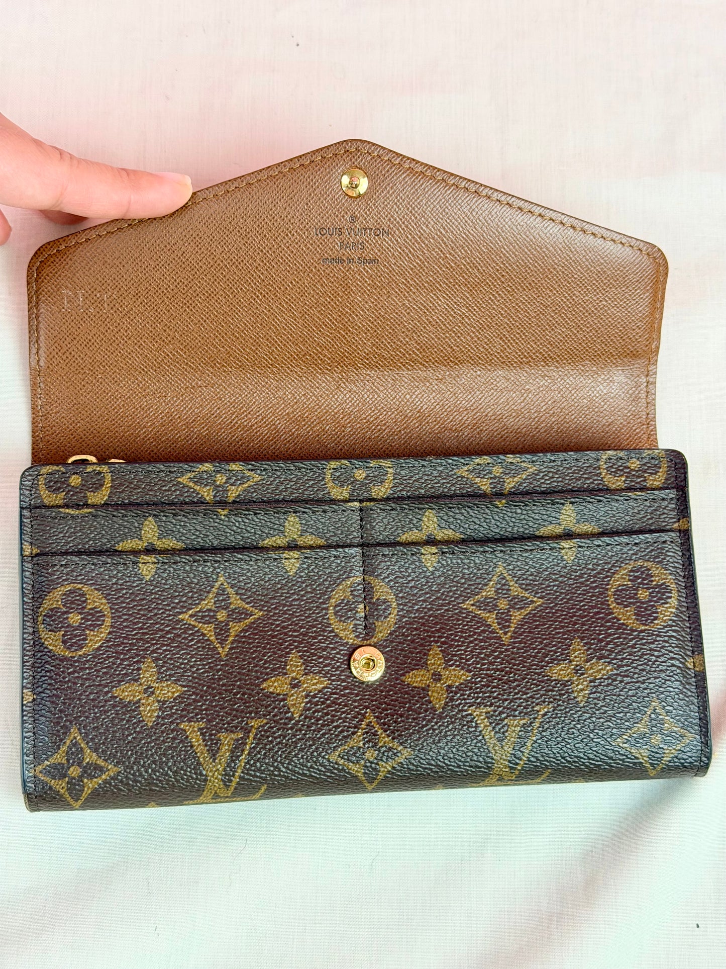 Sarah Wallet NM in Mono/Brown