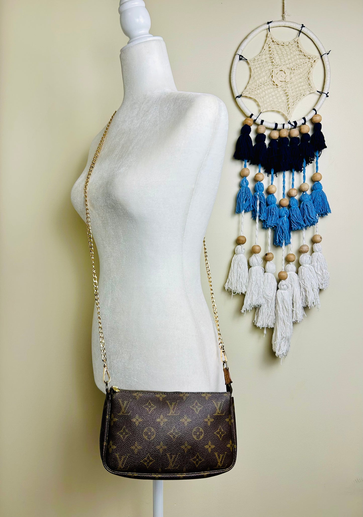 Pochette Accessories